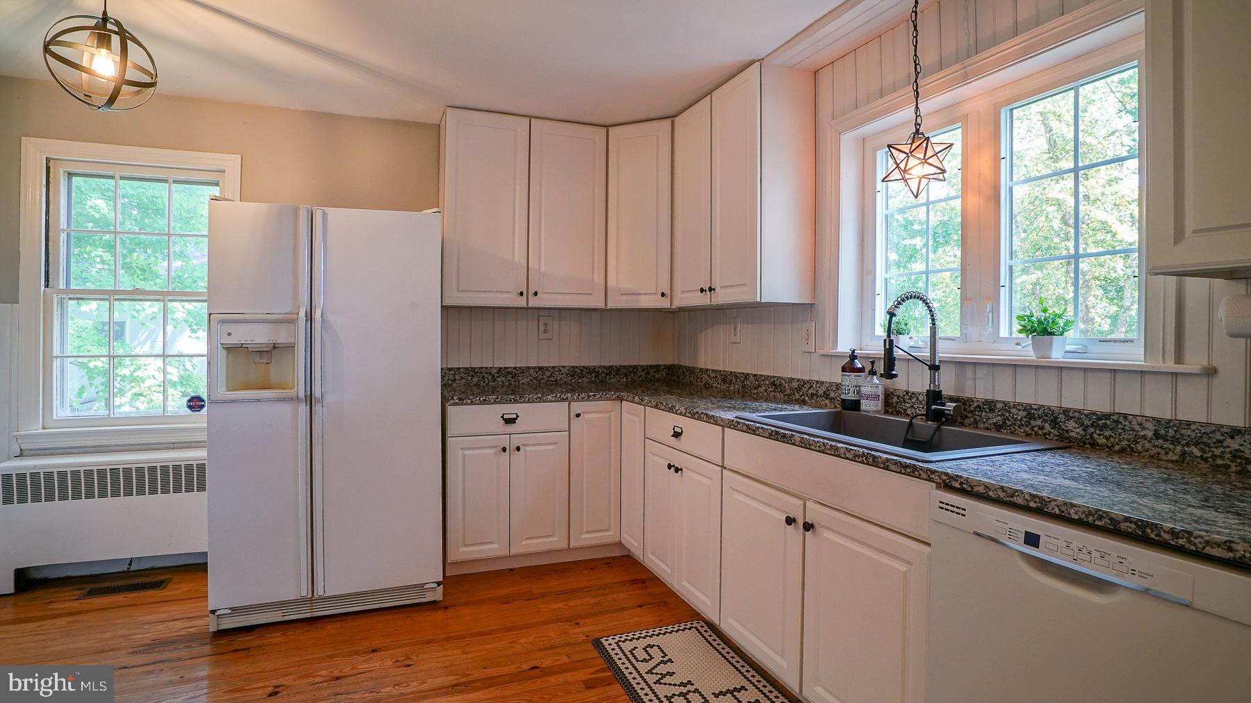 COLLEGE HEIGHTS - Residential