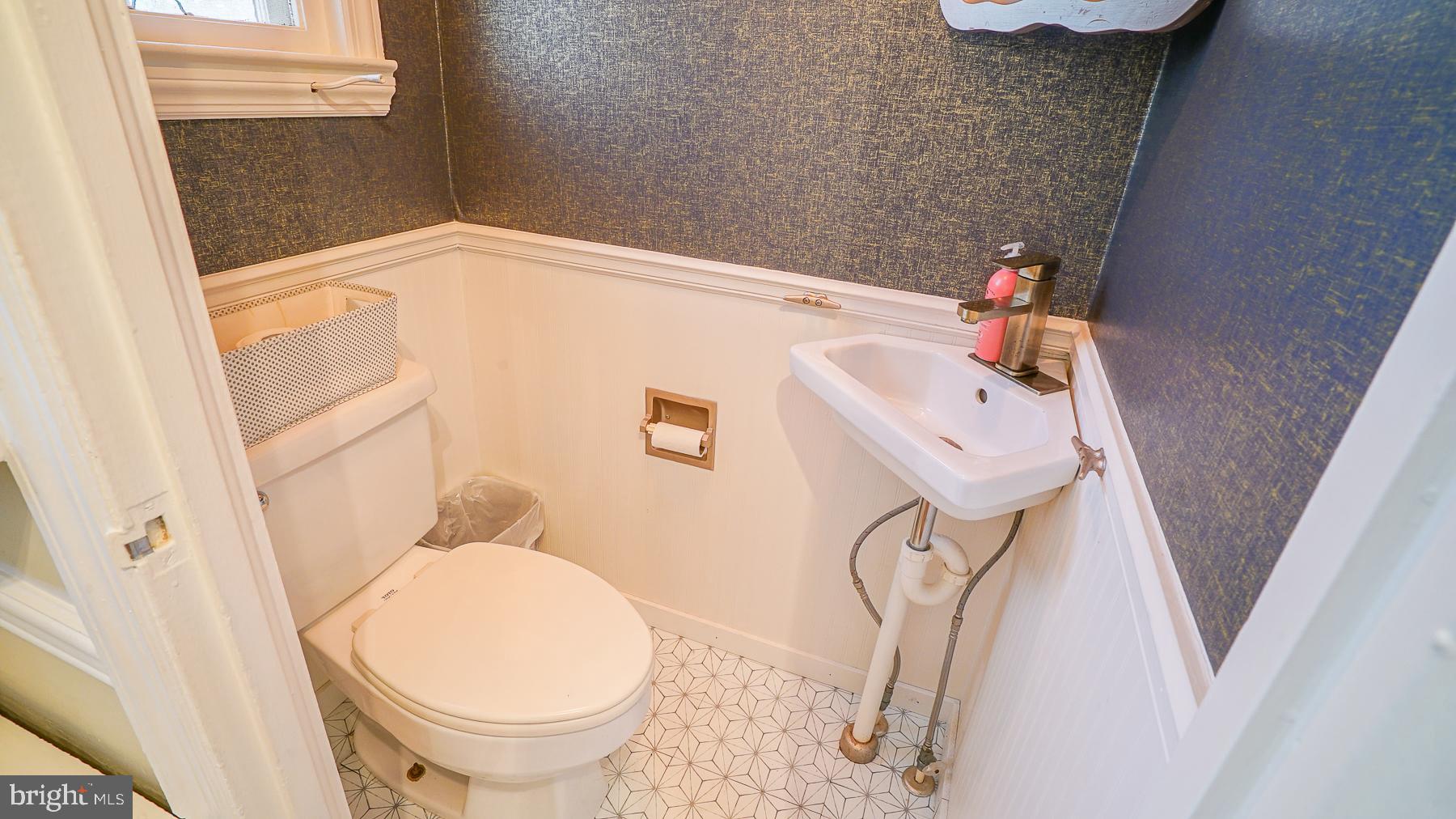 COLLEGE HEIGHTS - Residential