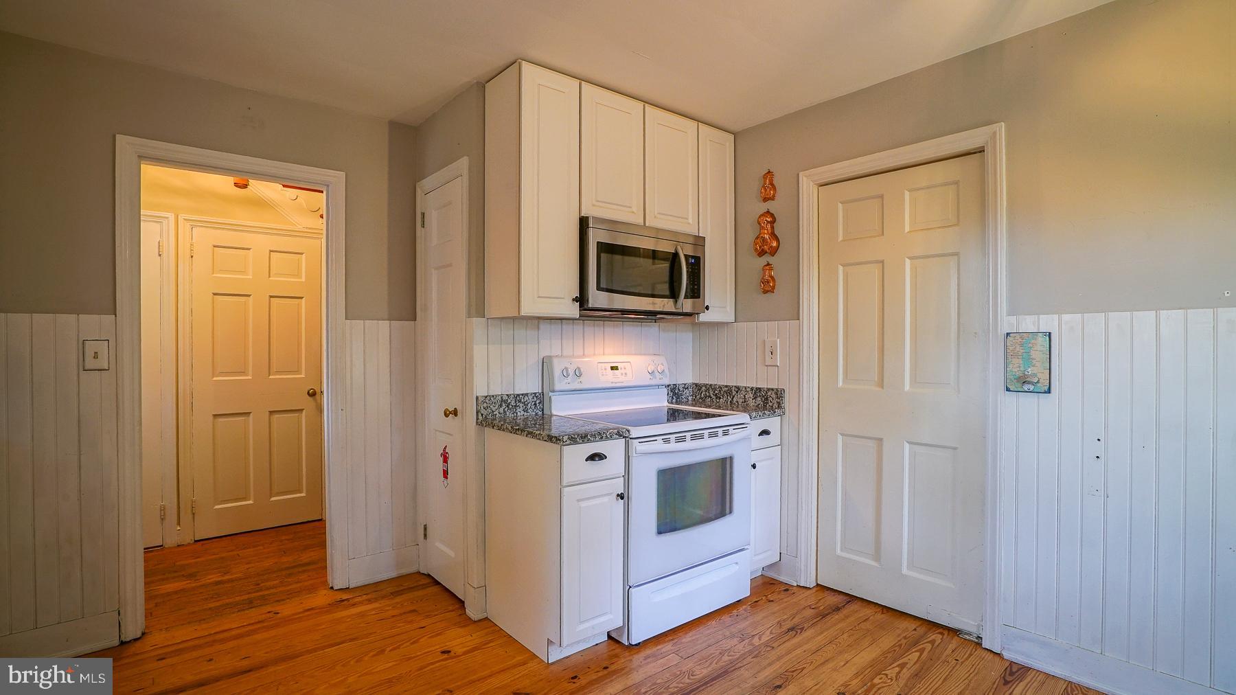 COLLEGE HEIGHTS - Residential