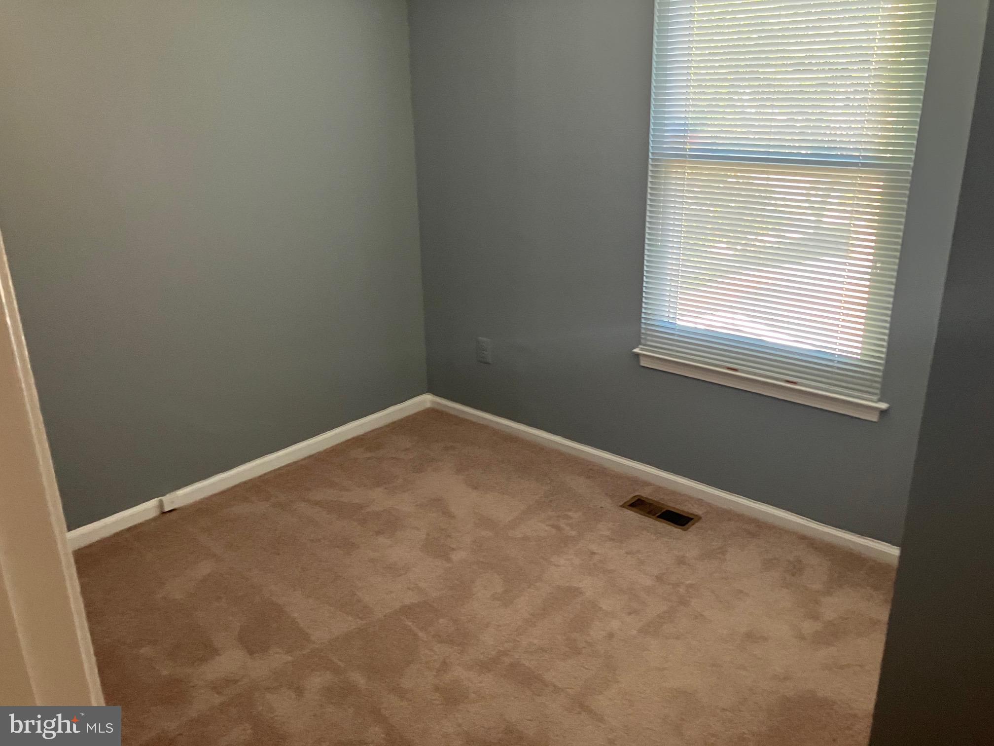 RIDGEVIEW ESTATES - Residential Lease