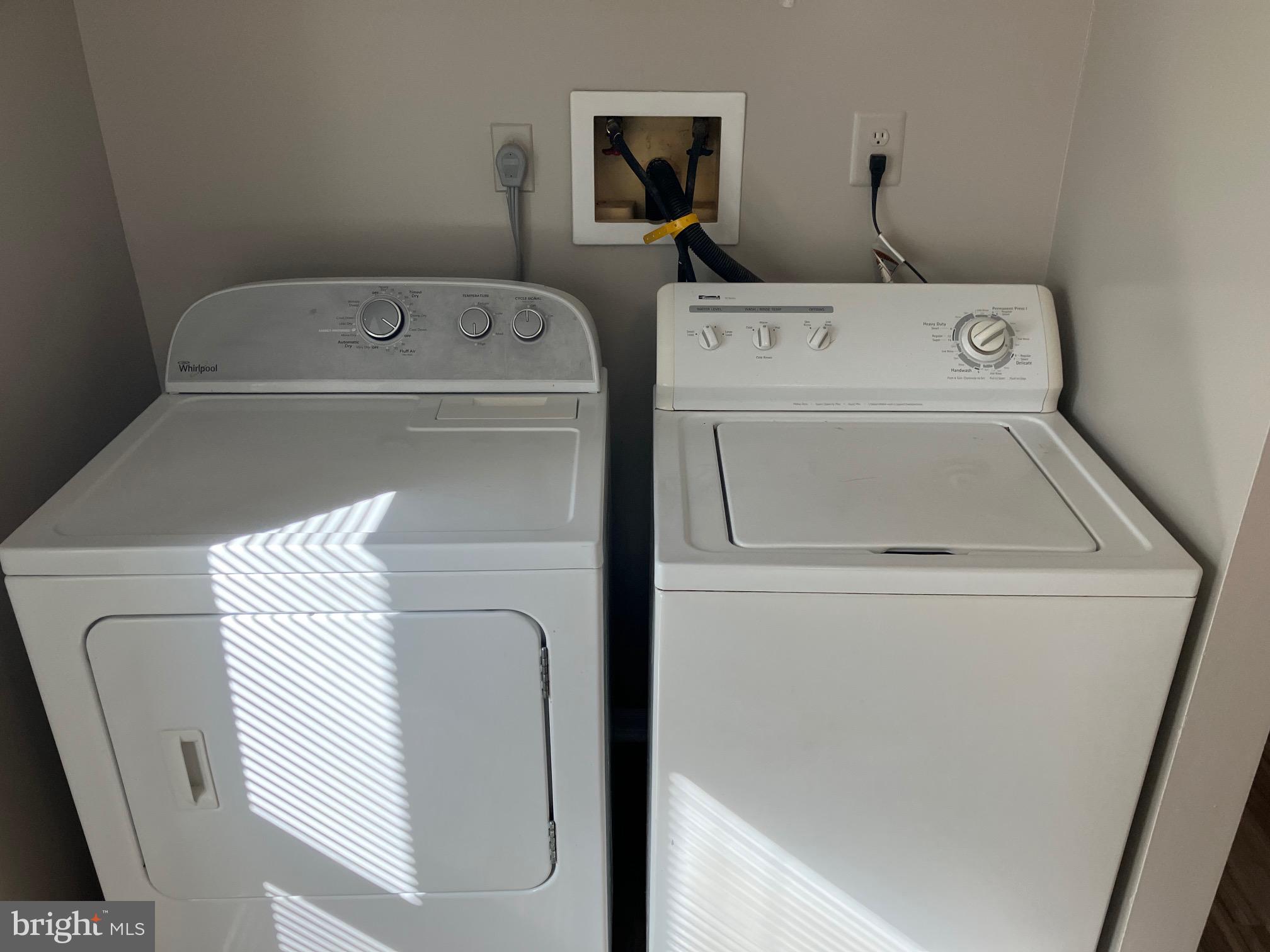 RIDGEVIEW ESTATES - Residential Lease