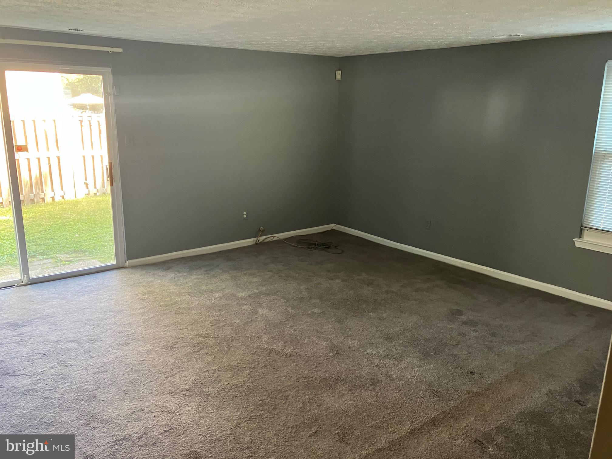 RIDGEVIEW ESTATES - Residential Lease