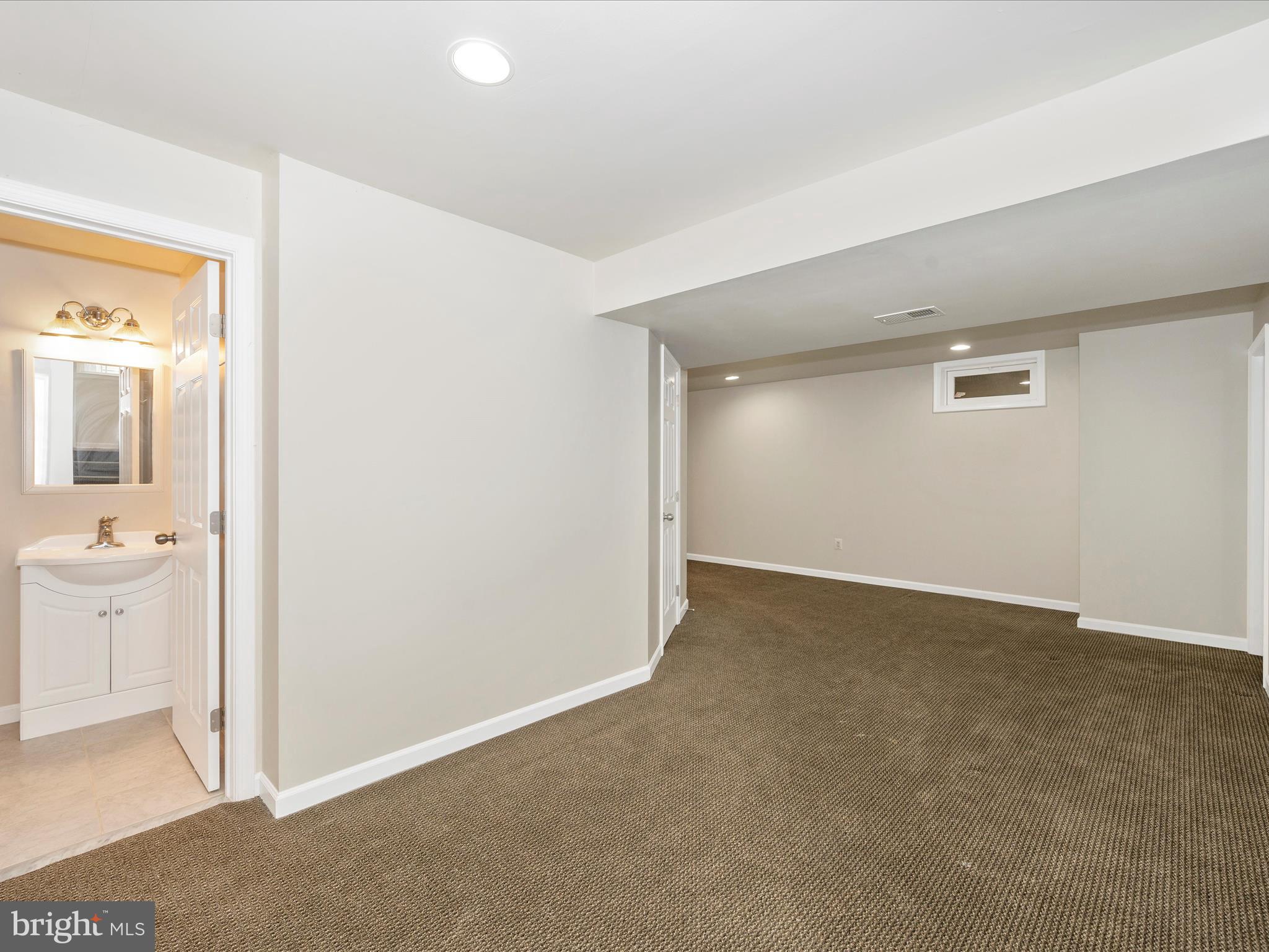 WALNUT RIDGE - Residential