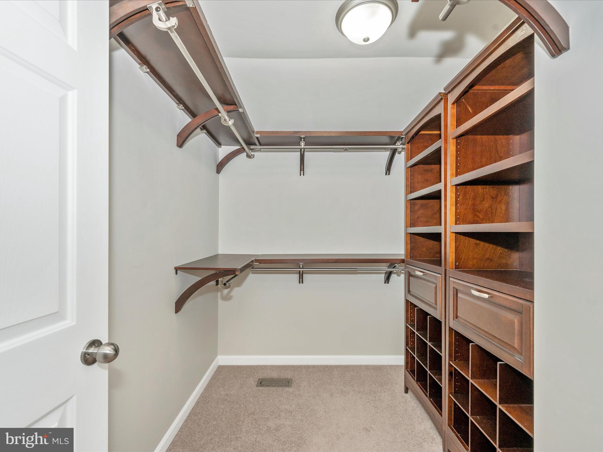 WALNUT RIDGE - Residential