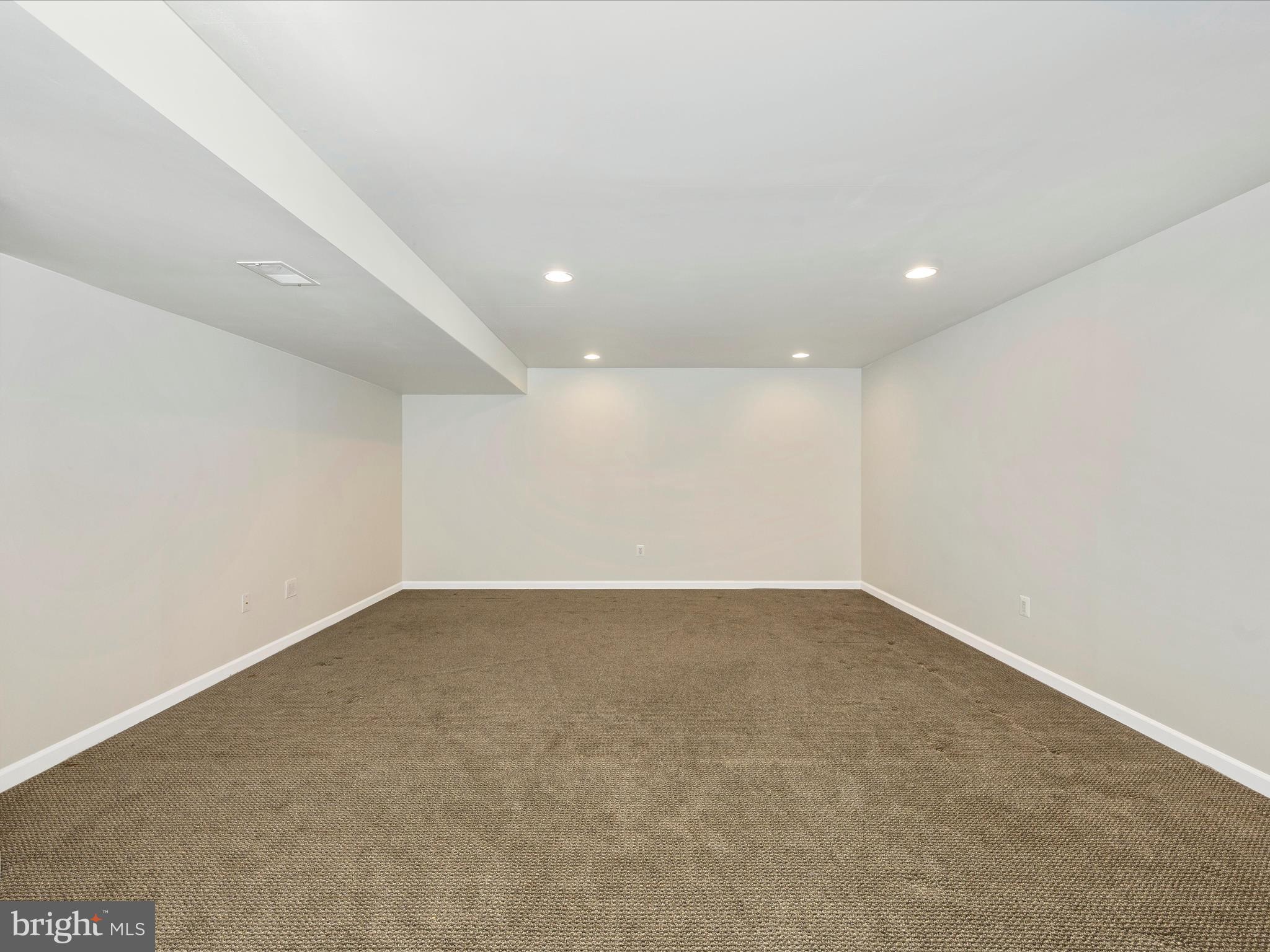 WALNUT RIDGE - Residential