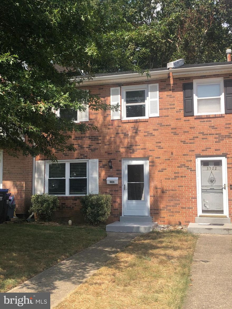 Welcome to this charming, move-in ready townhome with three bedrooms and 1/1 baths quietly located in a  cul de sac yet close to I-95 and Route 1. This home has over $25k in new upgrades for low-maintenance living. The exterior has all-new windows,  new roof, guttering, siding, and a new storm door. The interior includes fresh paint, updated bath, all-new carpet, and luxury vinyl planking installed (2020). The kitchen/dining room peninsula opens the space and provides additional seating options.