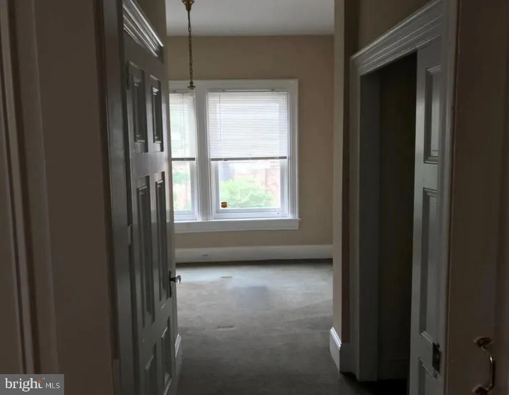 Philadelphia, Pennsylvania 19130, United States, 1 Bedroom Bedrooms, ,1 BathroomBathrooms,Residential,Pending,109035