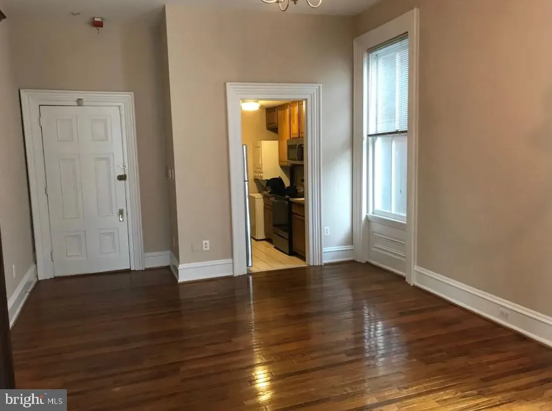 Philadelphia, Pennsylvania 19130, United States, 1 Bedroom Bedrooms, ,1 BathroomBathrooms,Residential,Pending,109035