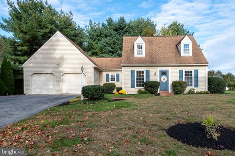 3213 MAPLECREST TERRACE LANCASTER PA 17601