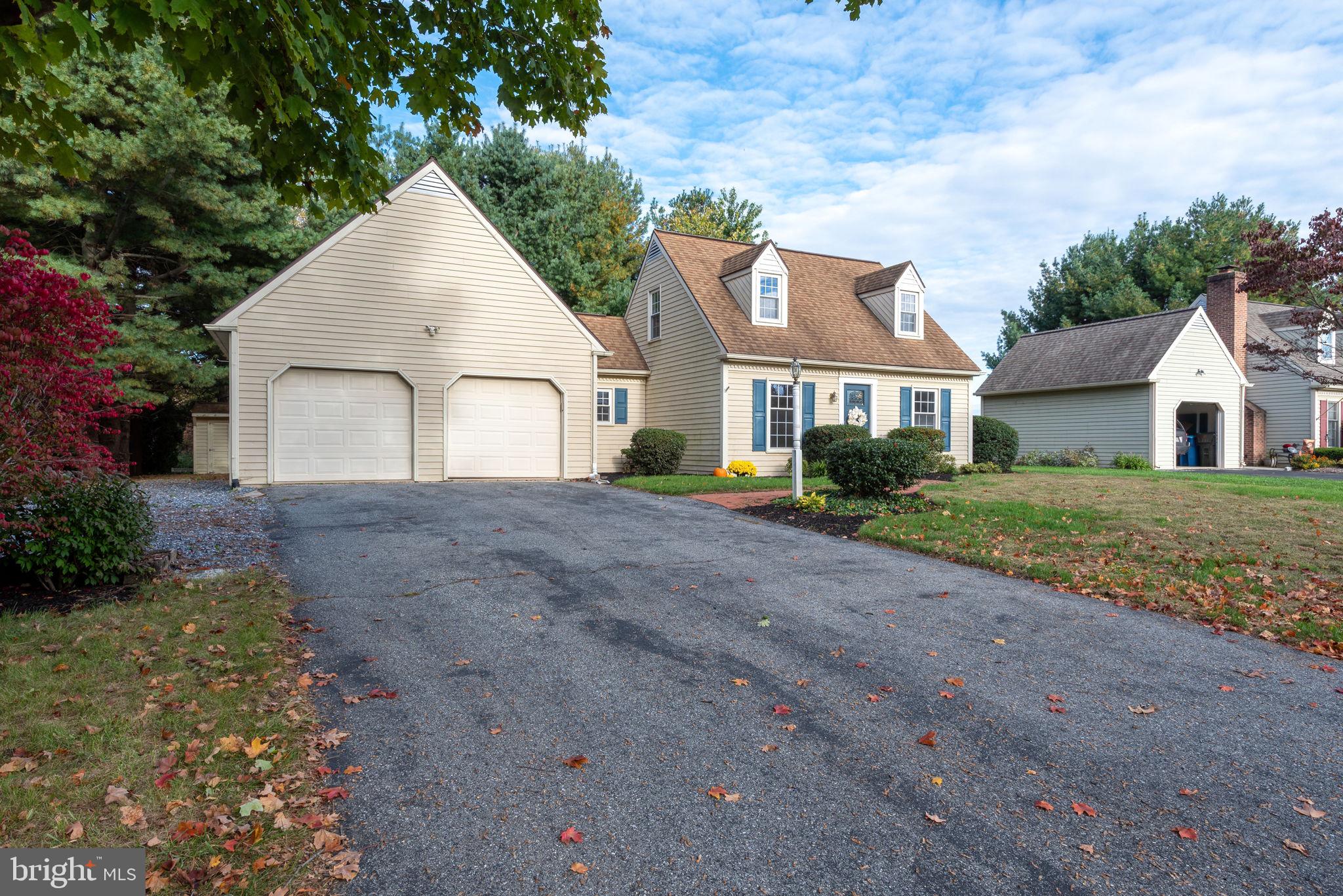 3213 MAPLECREST TERRACE