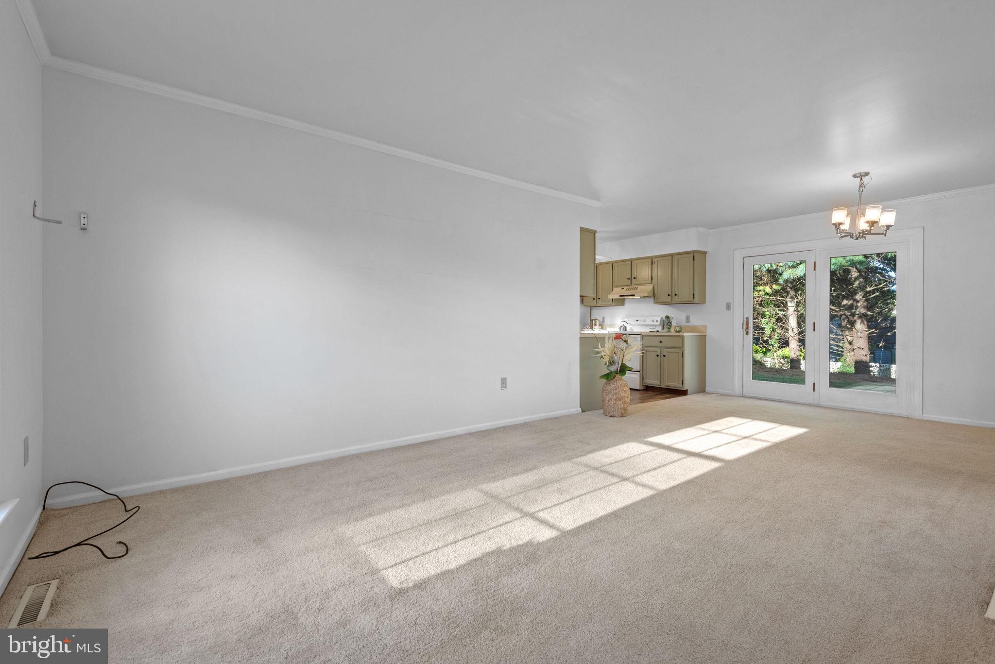 3213 MAPLECREST TERRACE