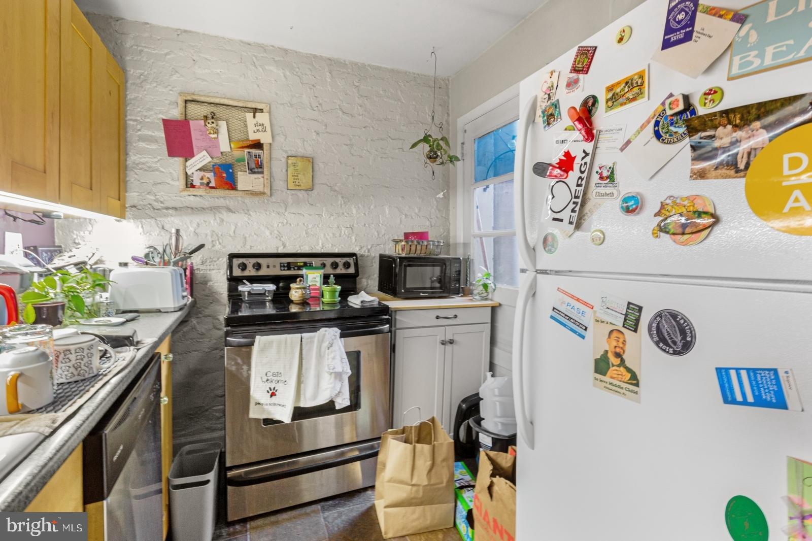 FAIRMOUNT - Residential Lease