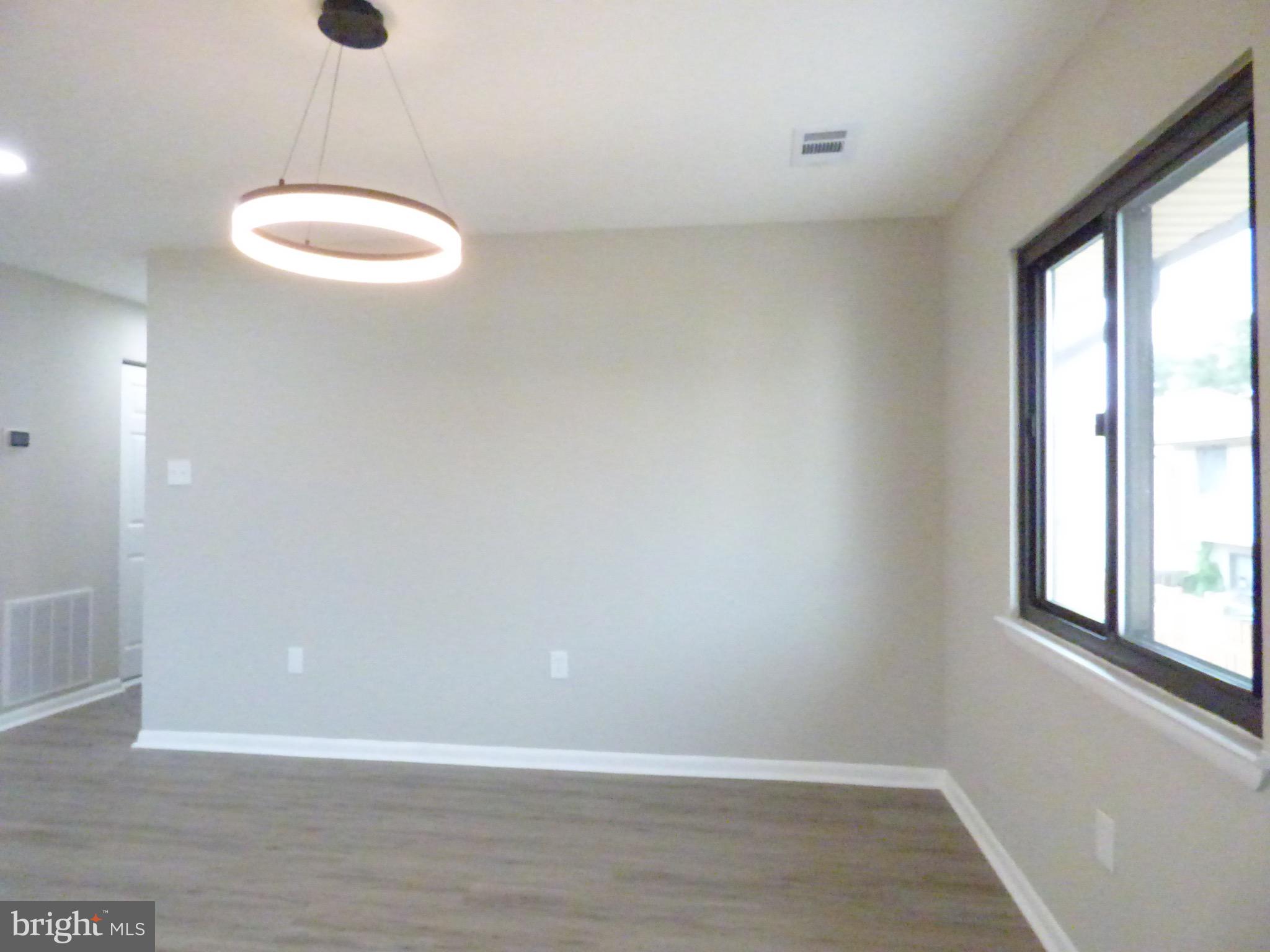 PINEWOOD LAWNS - Residential