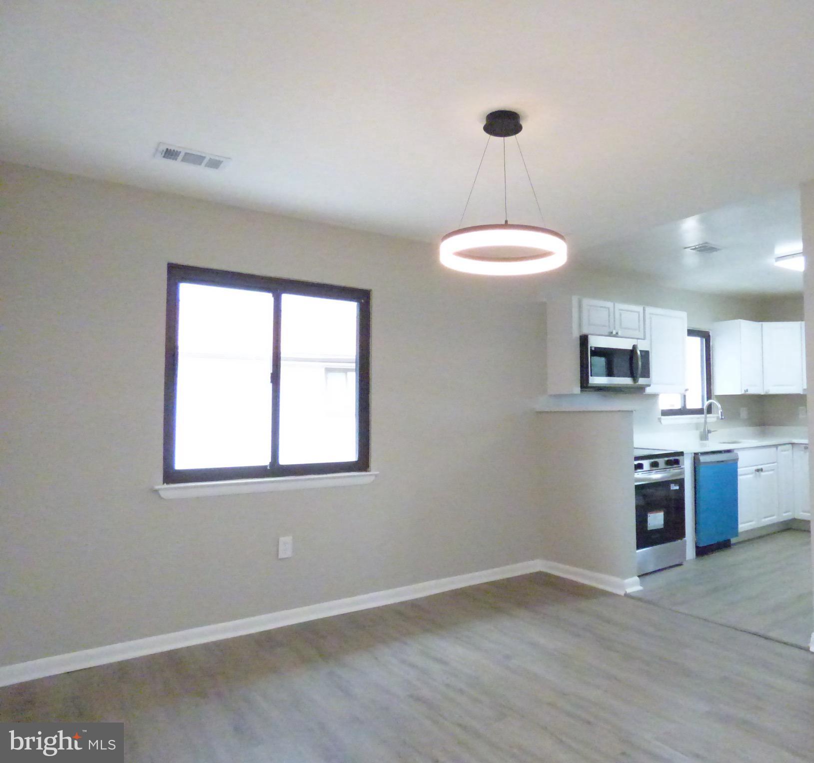 PINEWOOD LAWNS - Residential