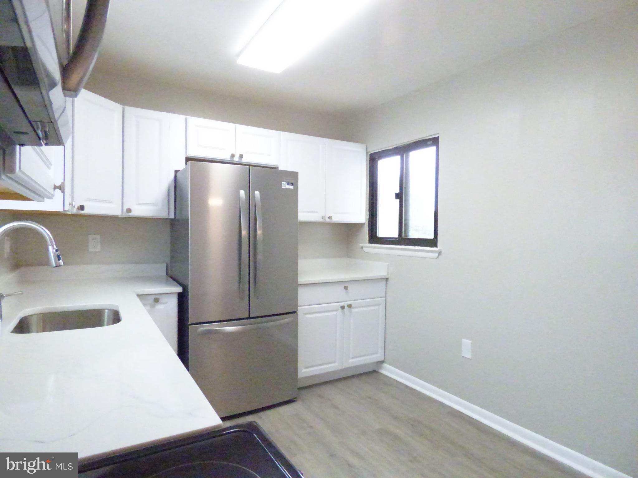 PINEWOOD LAWNS - Residential