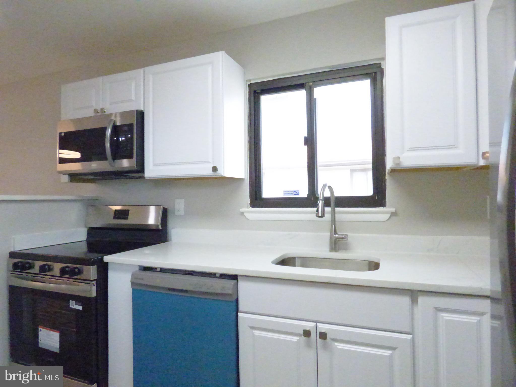 PINEWOOD LAWNS - Residential