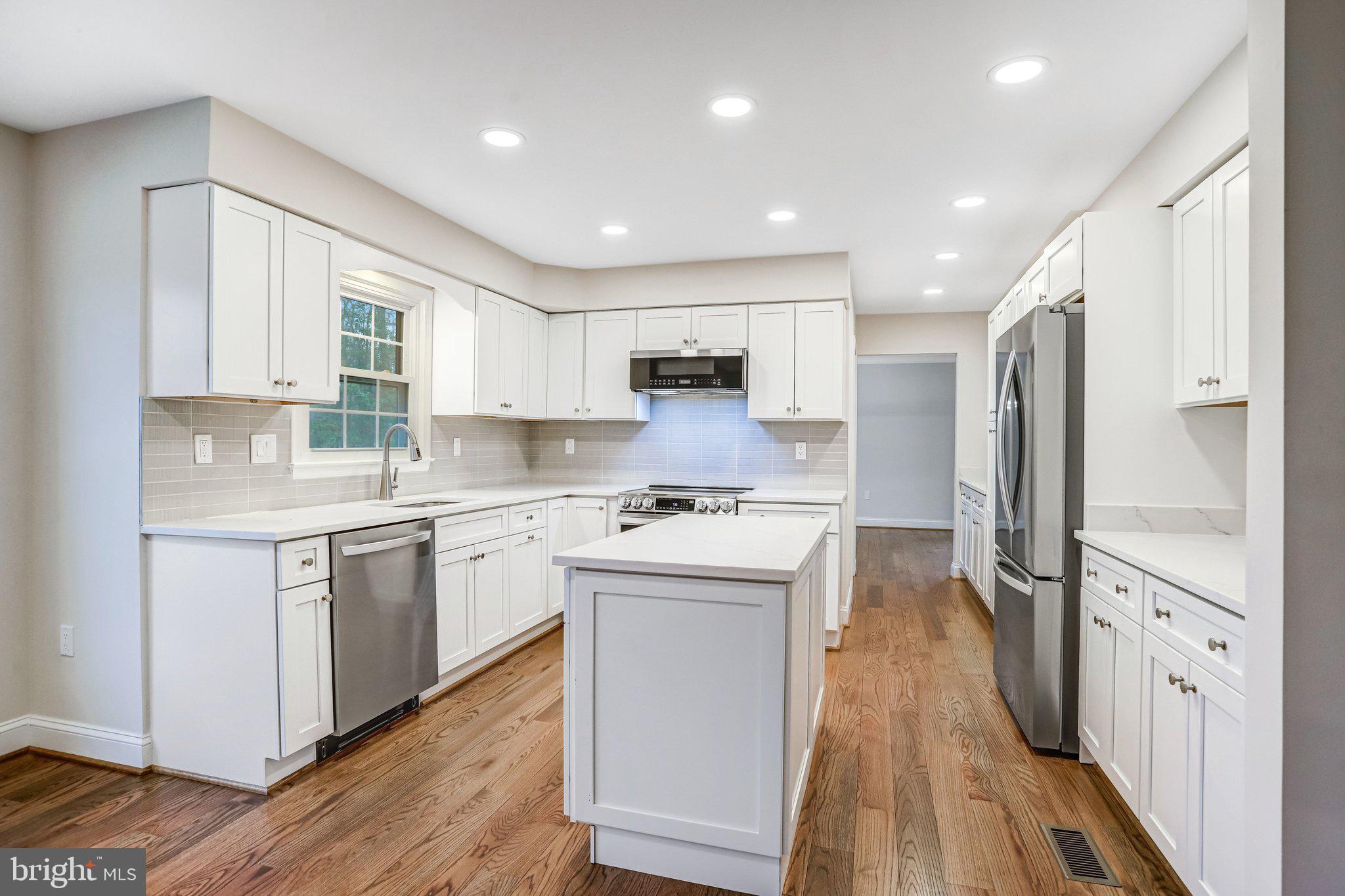 CHACONAS ESTATES - Residential