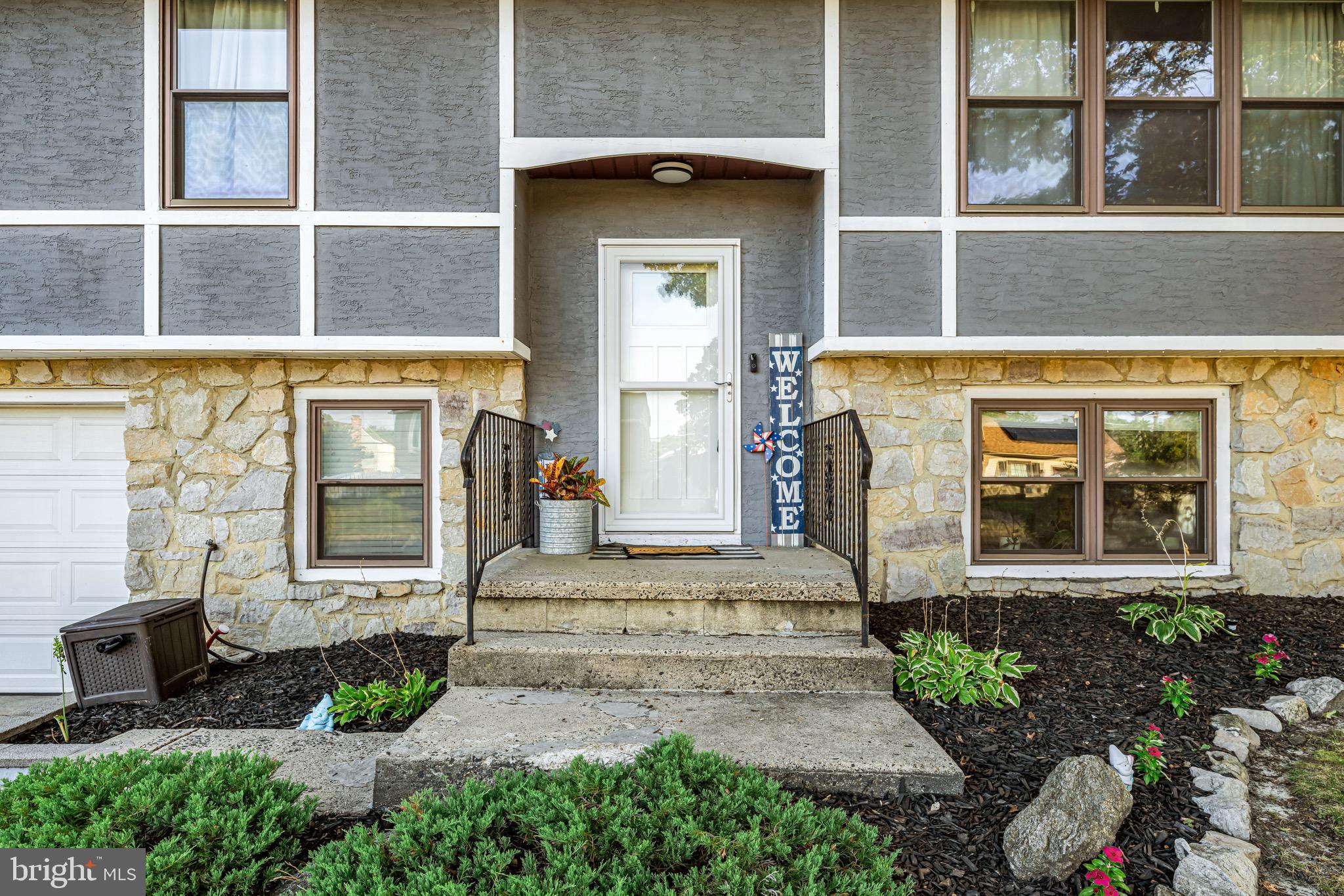569 SHERRY DRIVE
