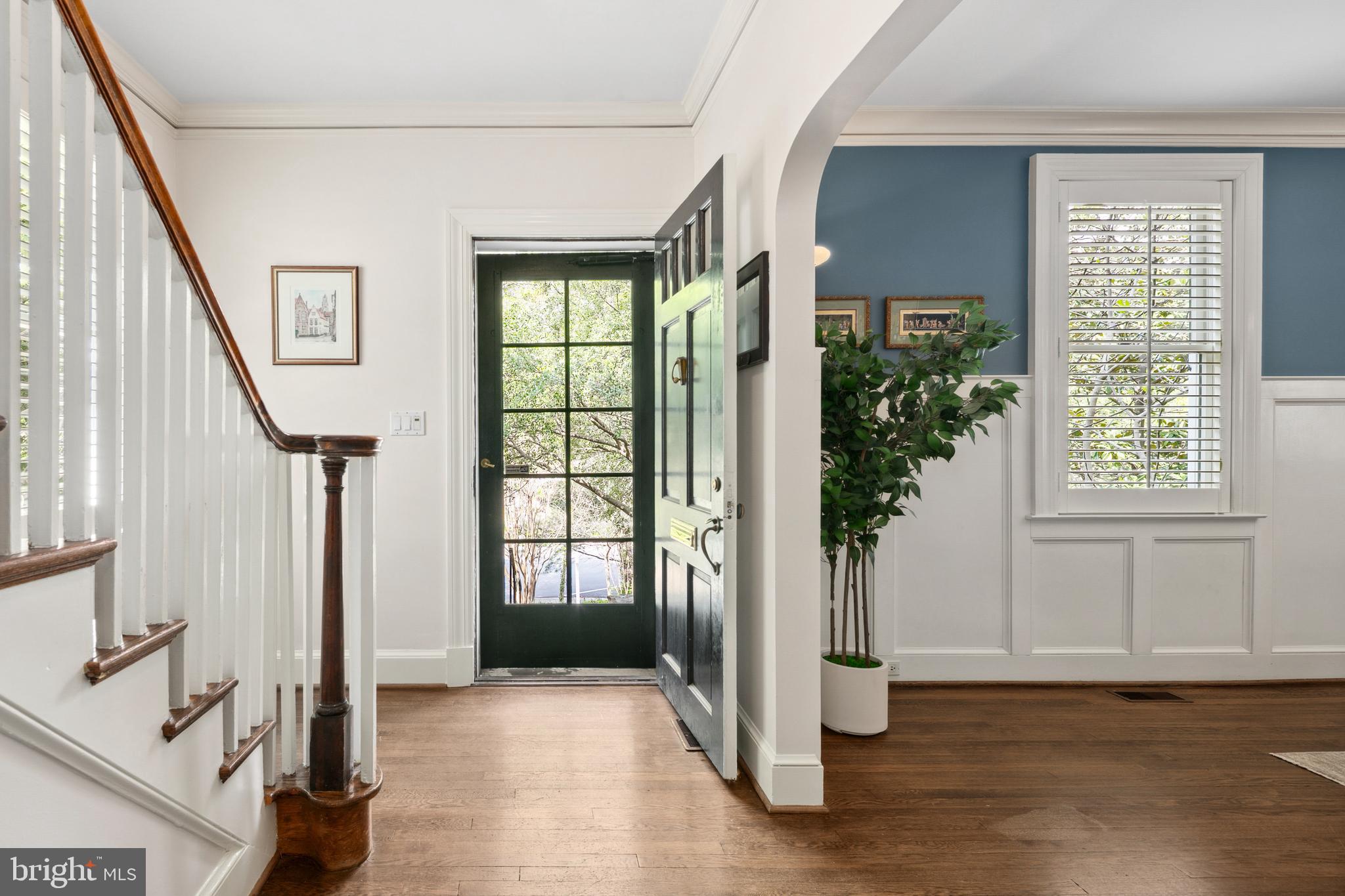 LYON VILLAGE - Residential