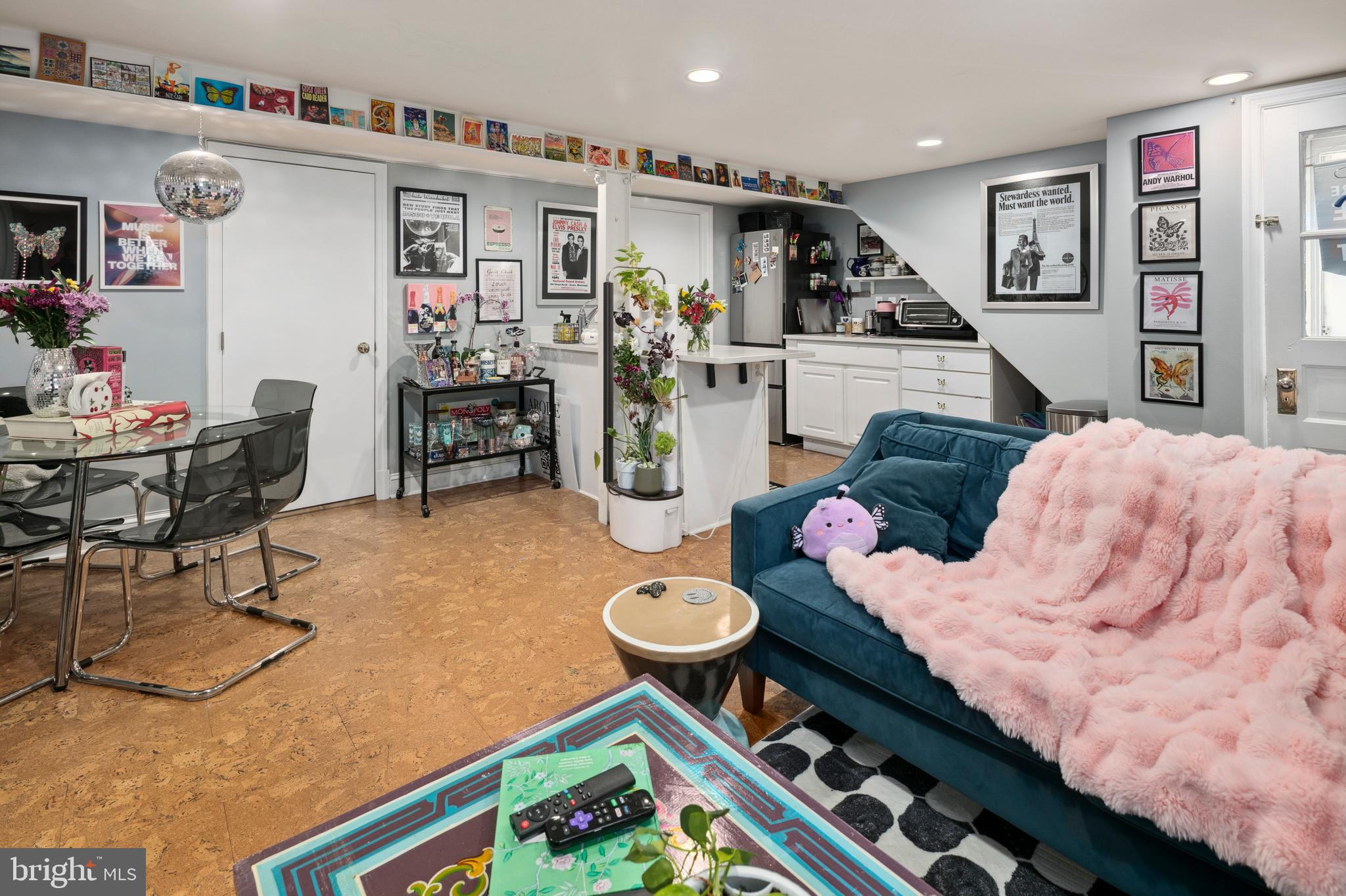 LYON VILLAGE - Residential