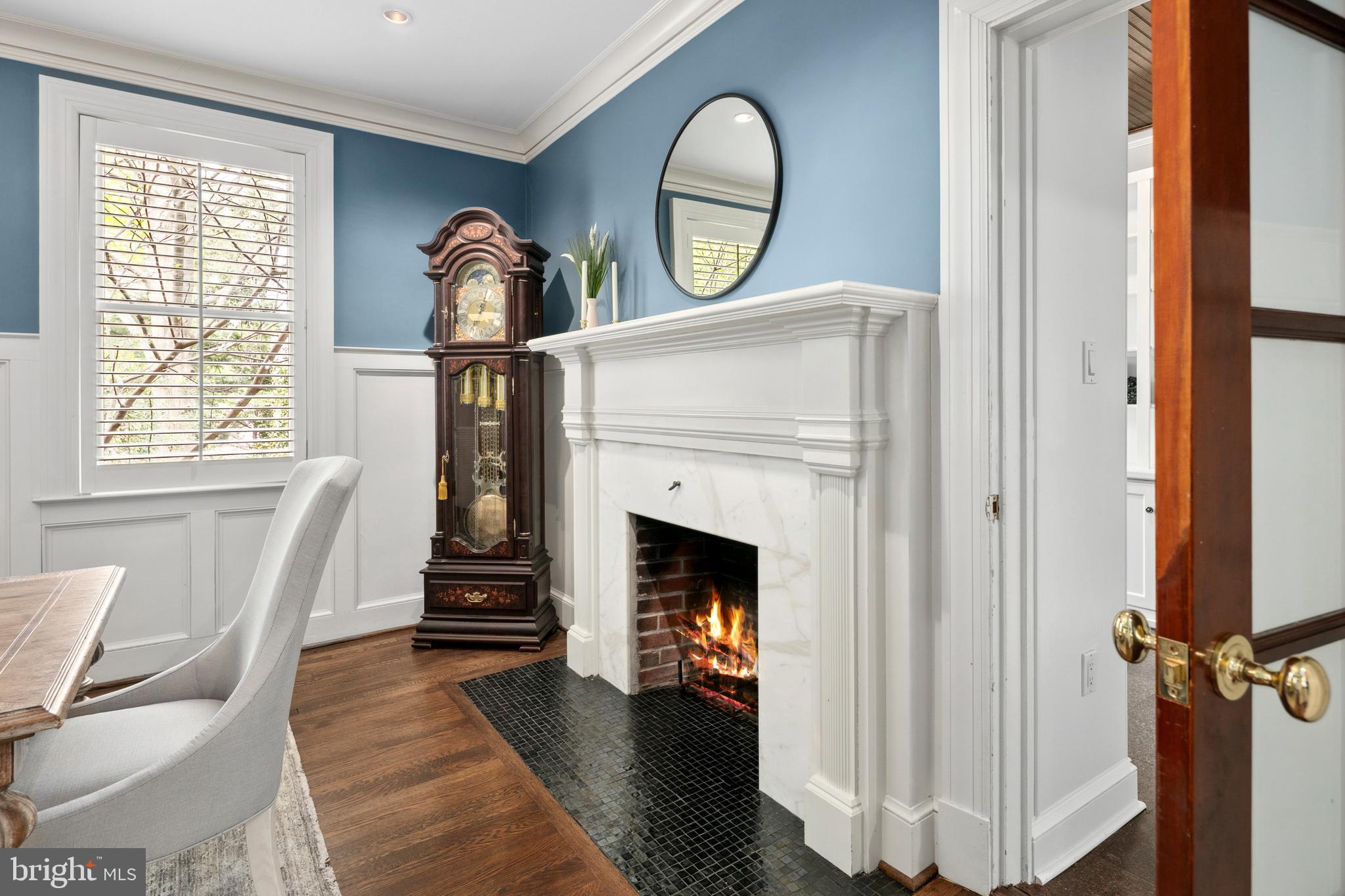 LYON VILLAGE - Residential