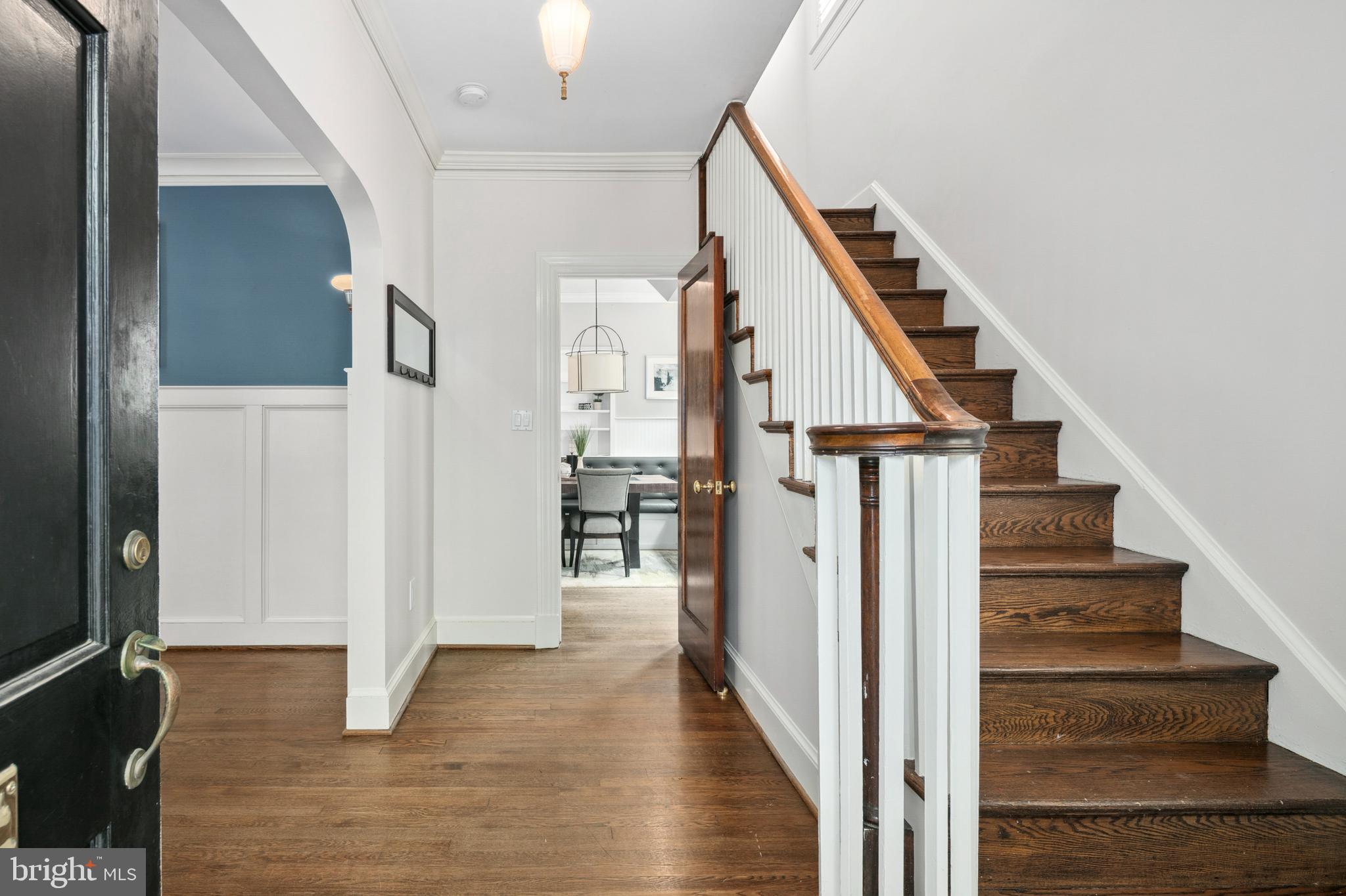 LYON VILLAGE - Residential