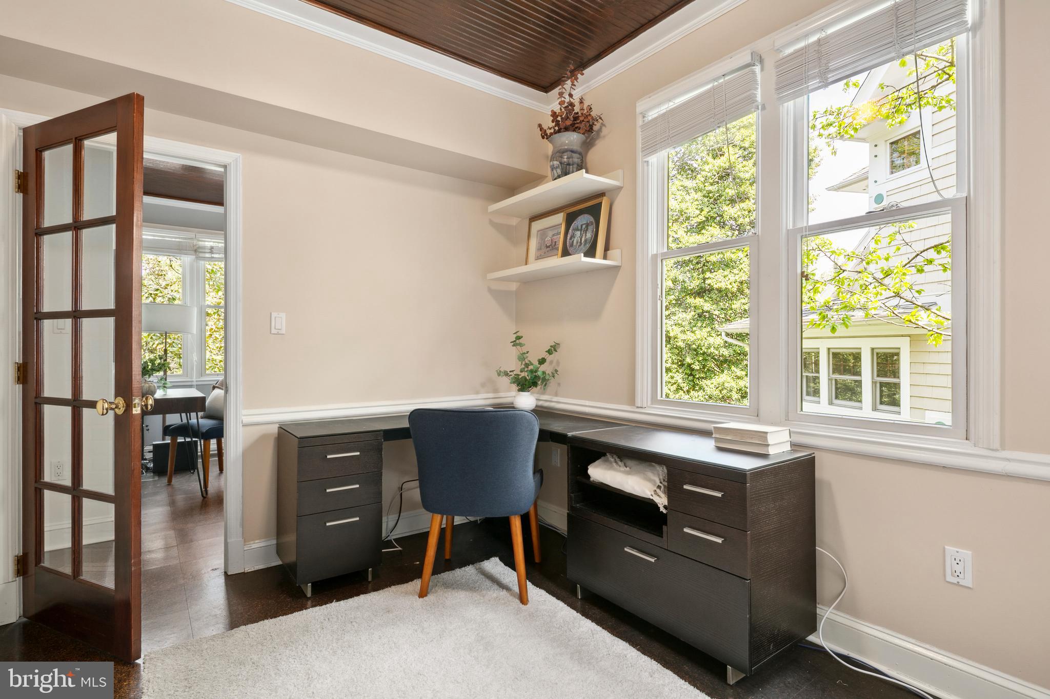 LYON VILLAGE - Residential