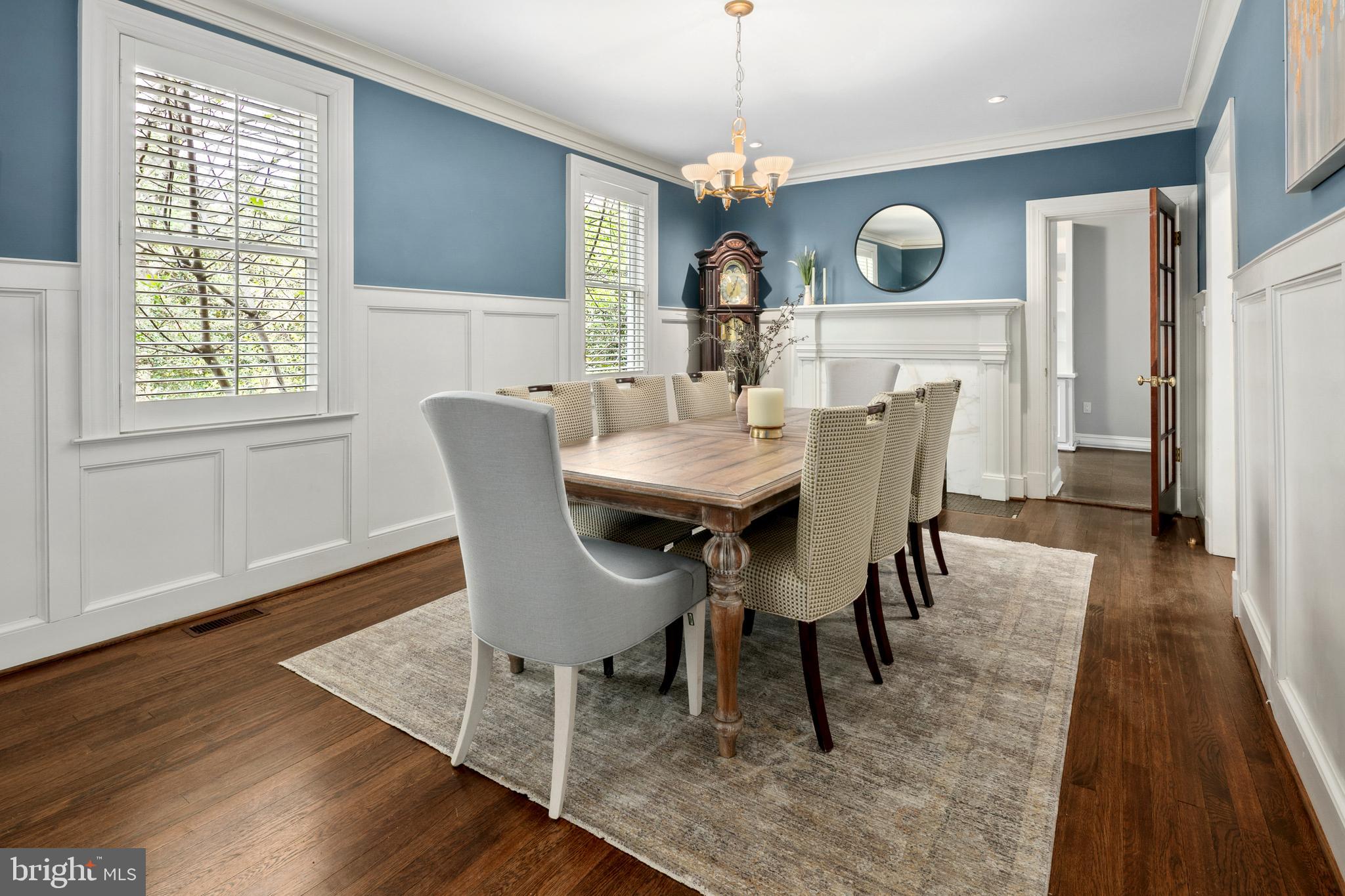 LYON VILLAGE - Residential