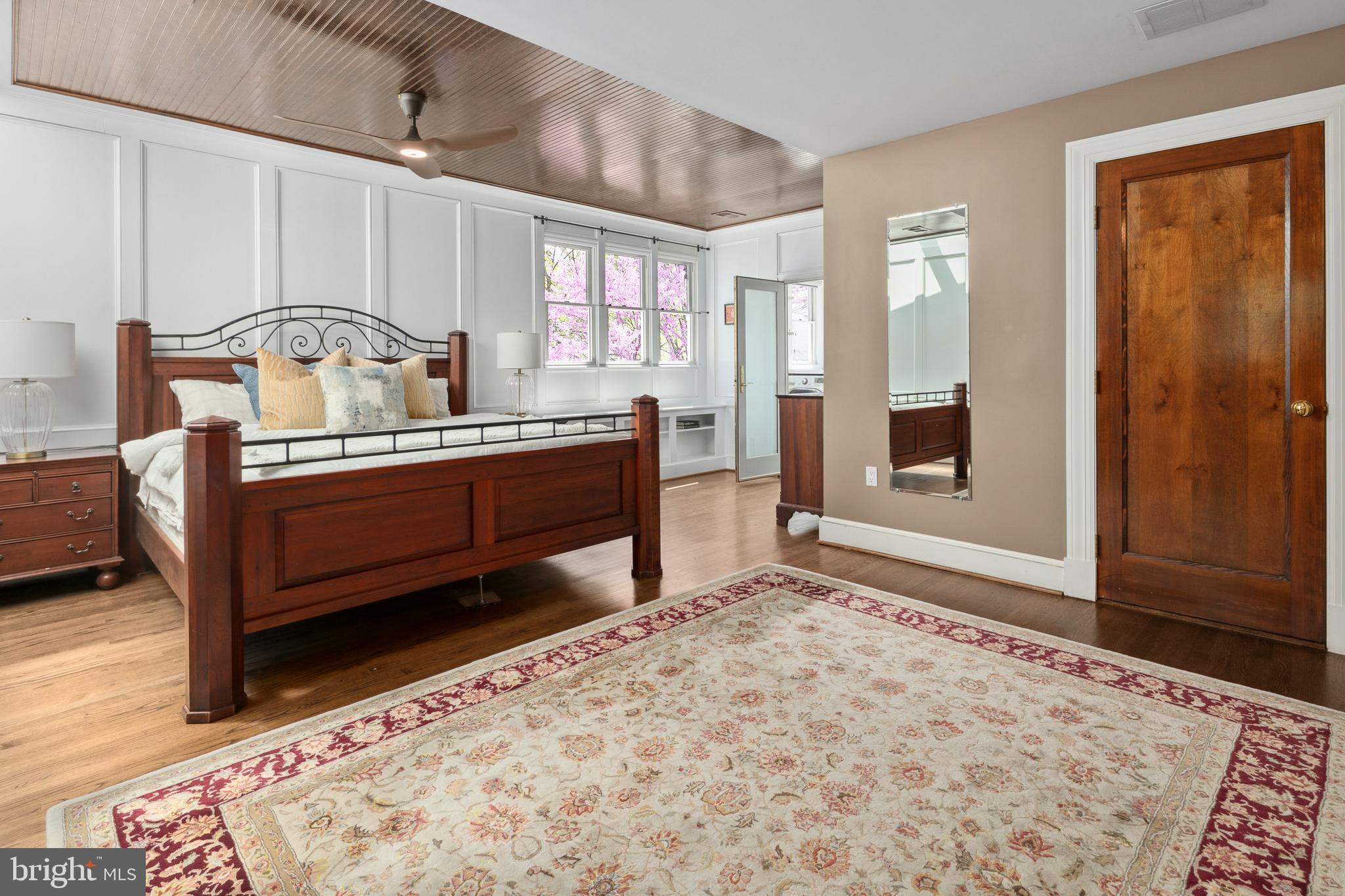 LYON VILLAGE - Residential