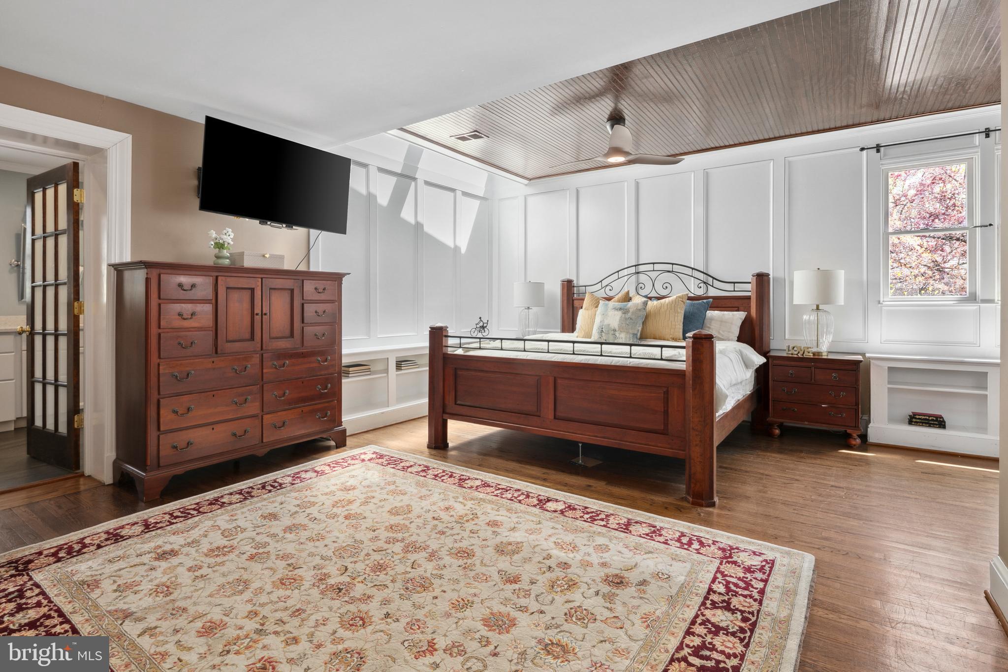 LYON VILLAGE - Residential