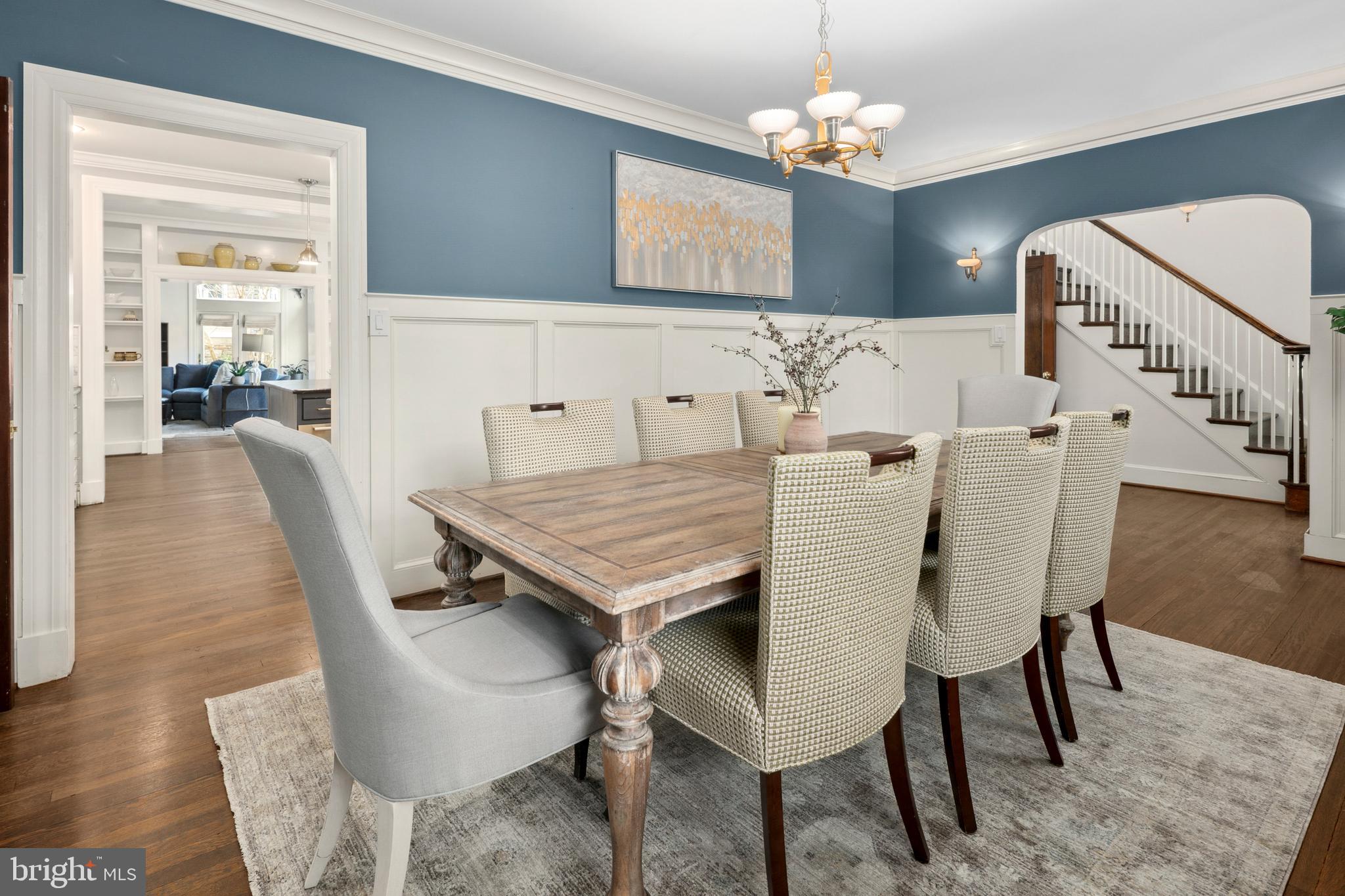 LYON VILLAGE - Residential