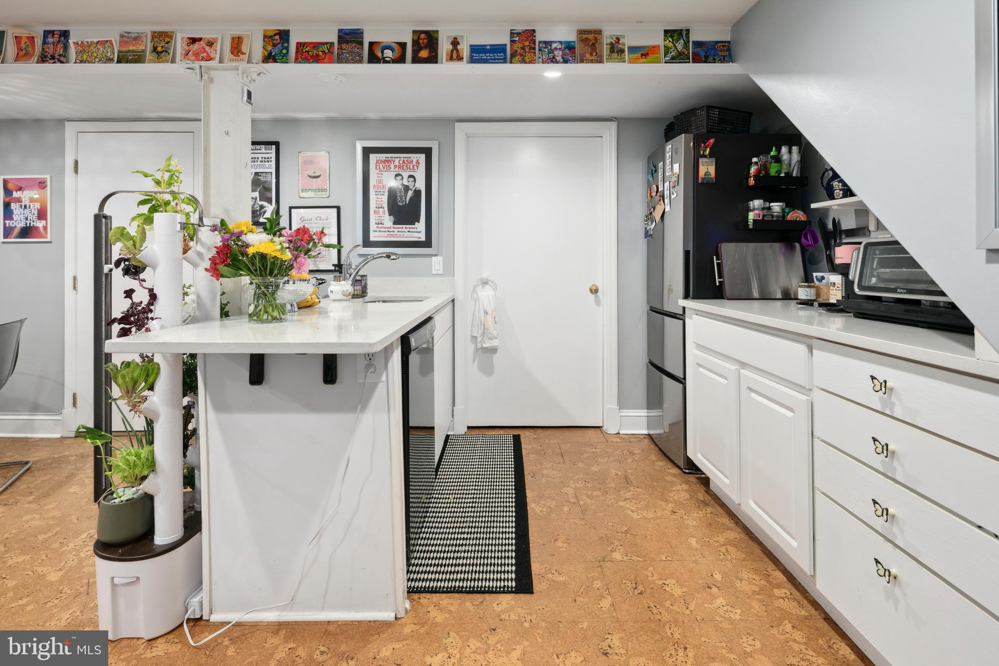 LYON VILLAGE - Residential