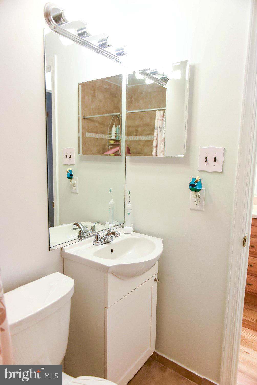 OAK HILL EST SUB - Residential