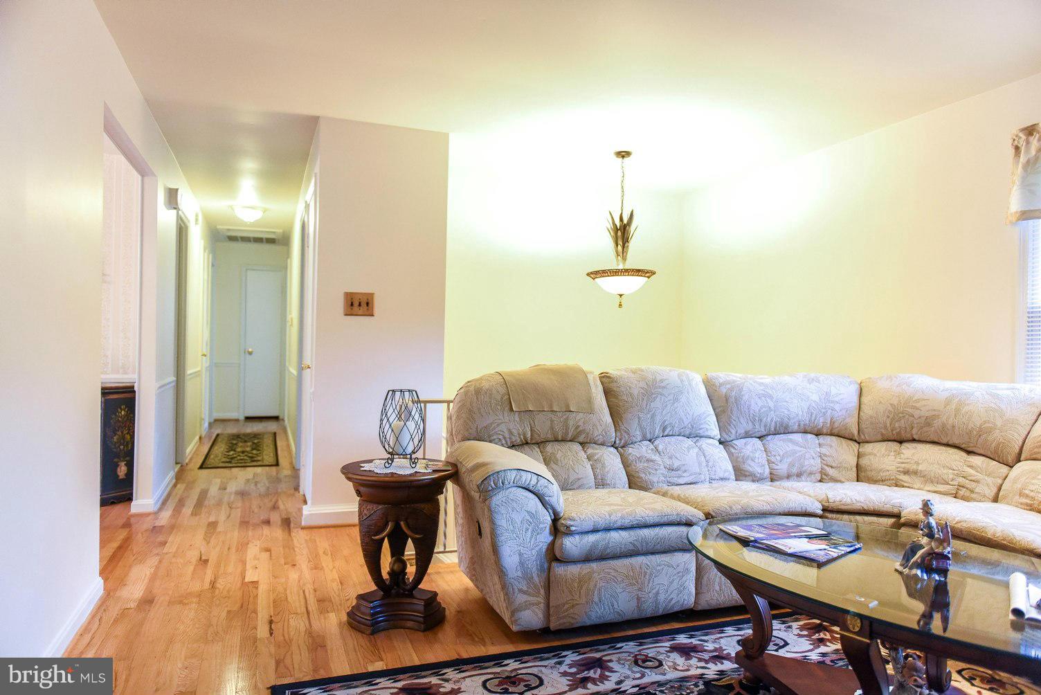 OAK HILL EST SUB - Residential