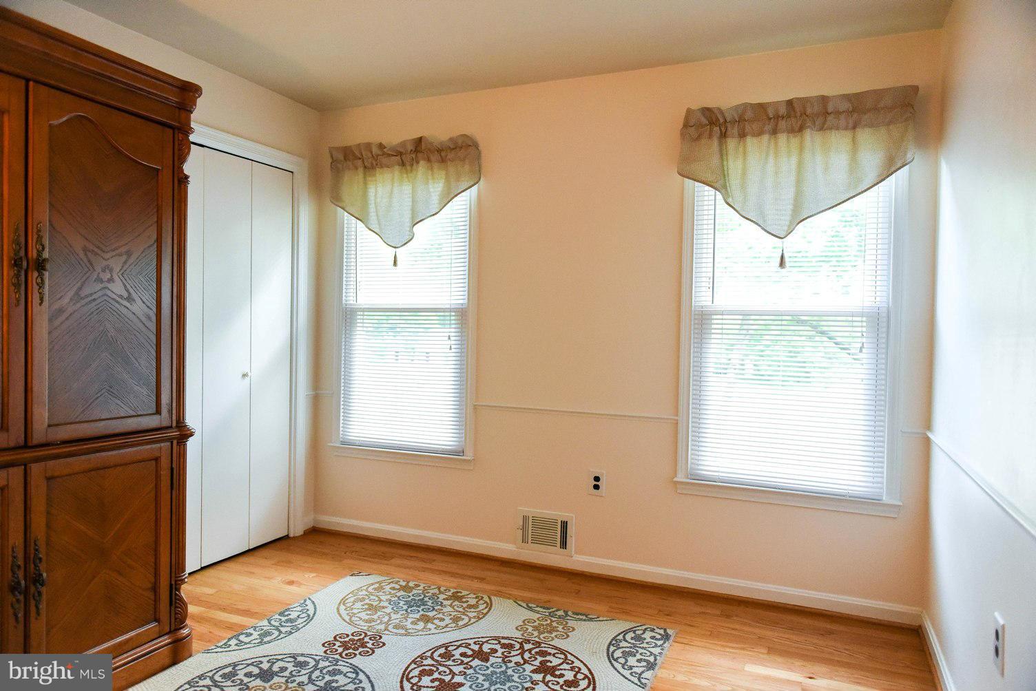 OAK HILL EST SUB - Residential