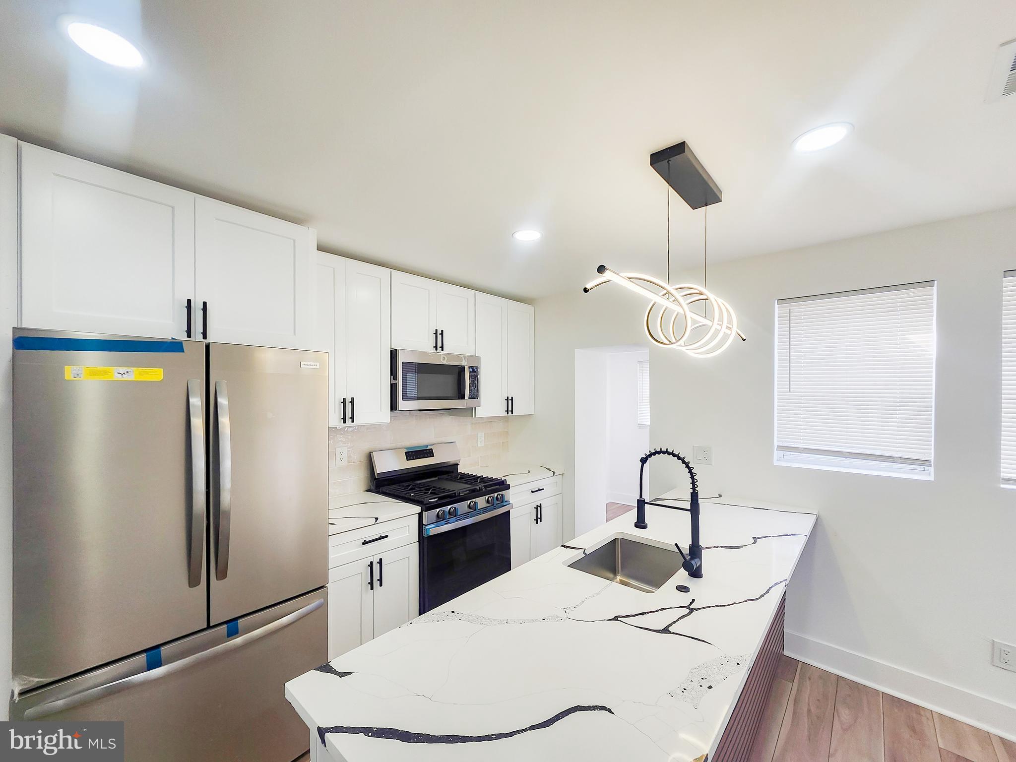 HOLMESBURG - Residential