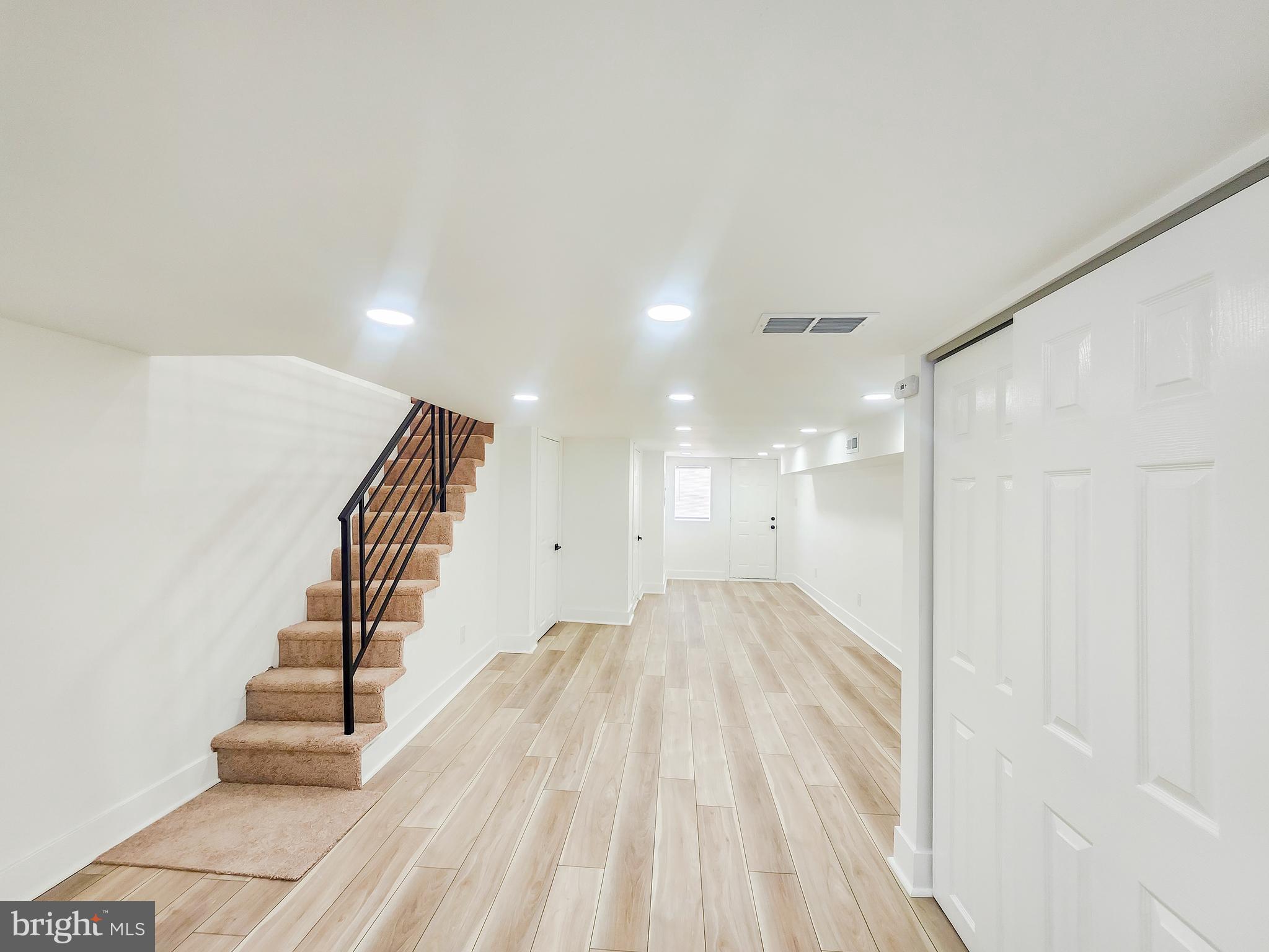 HOLMESBURG - Residential