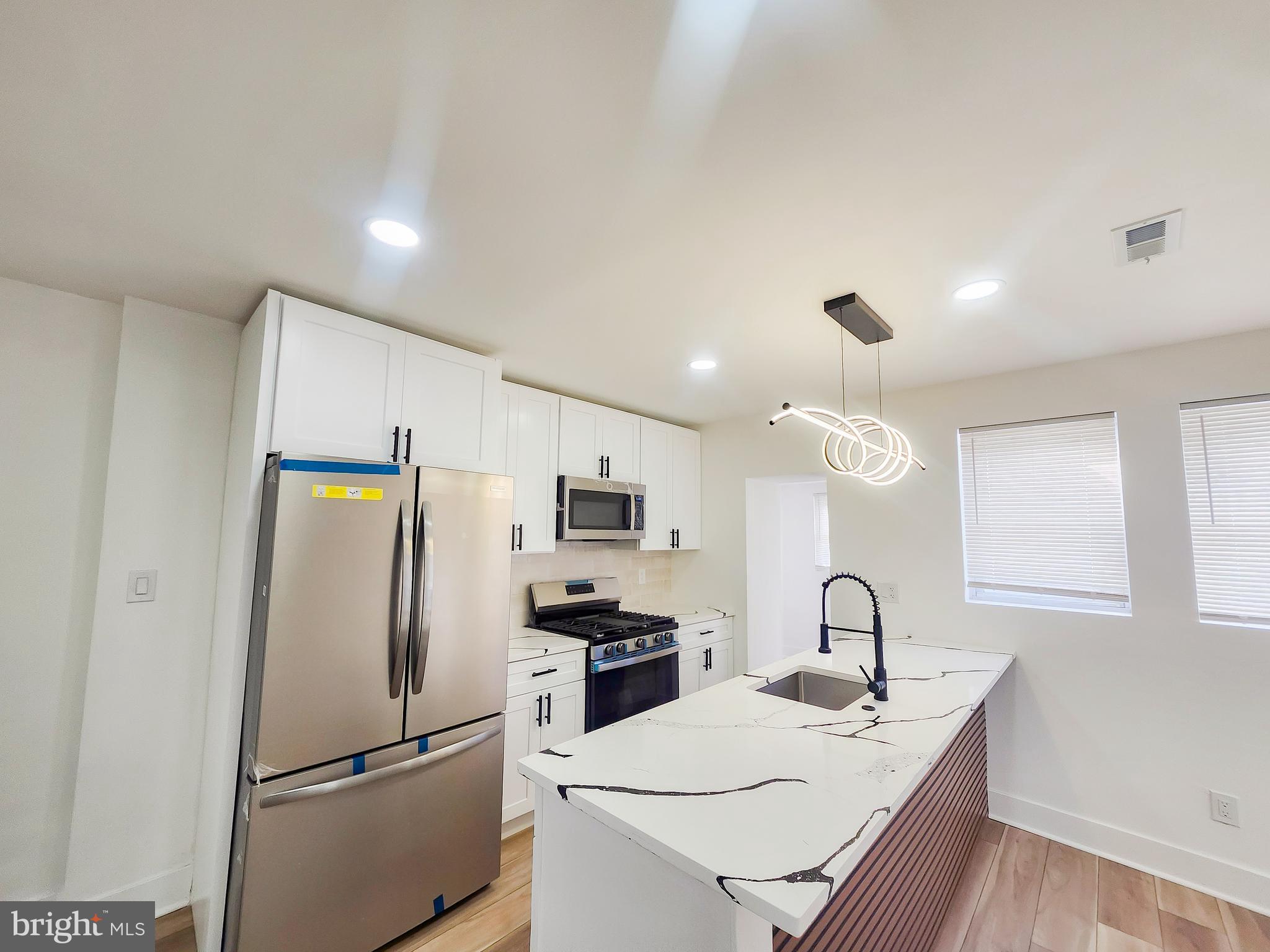 HOLMESBURG - Residential