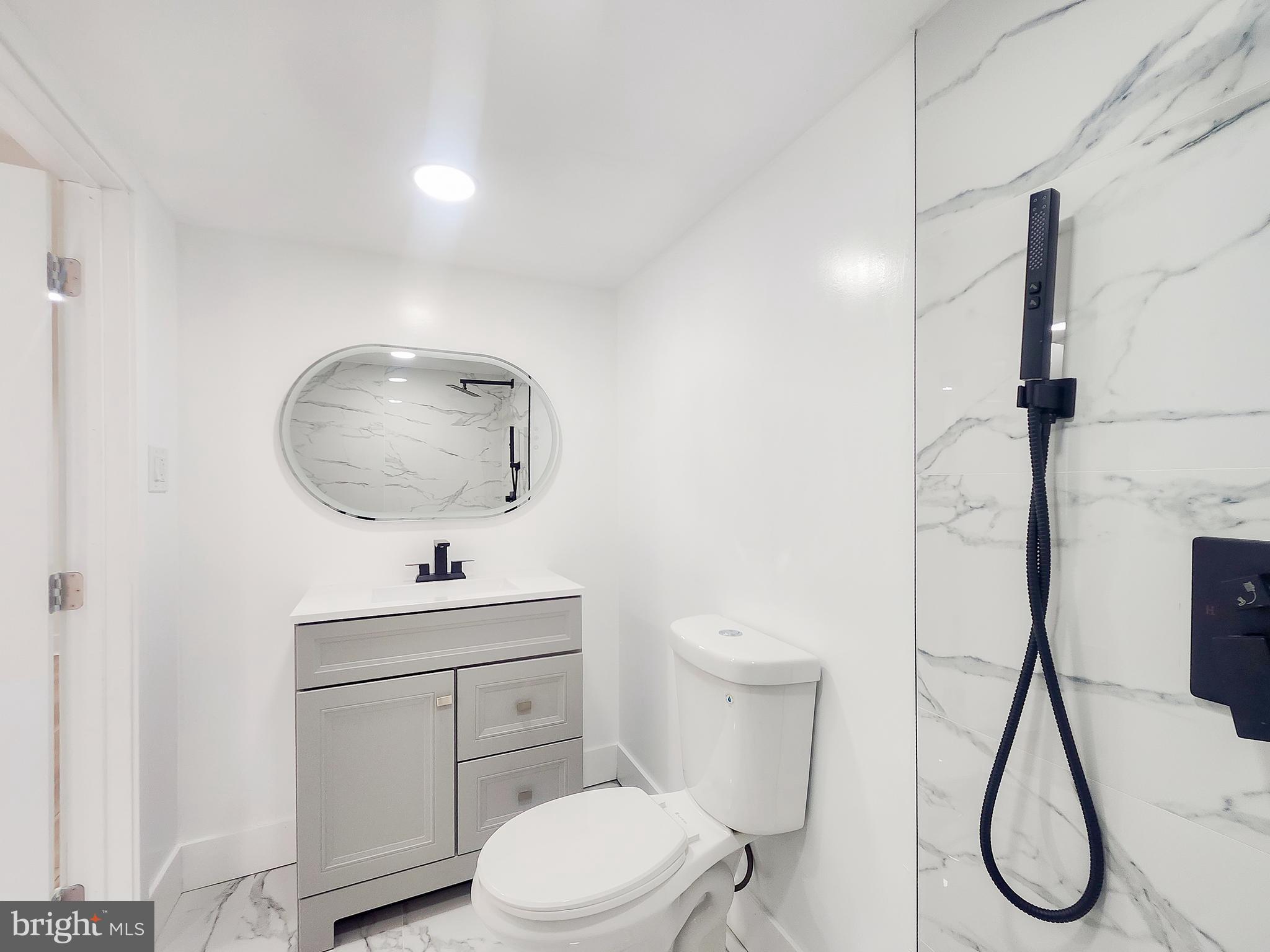 HOLMESBURG - Residential