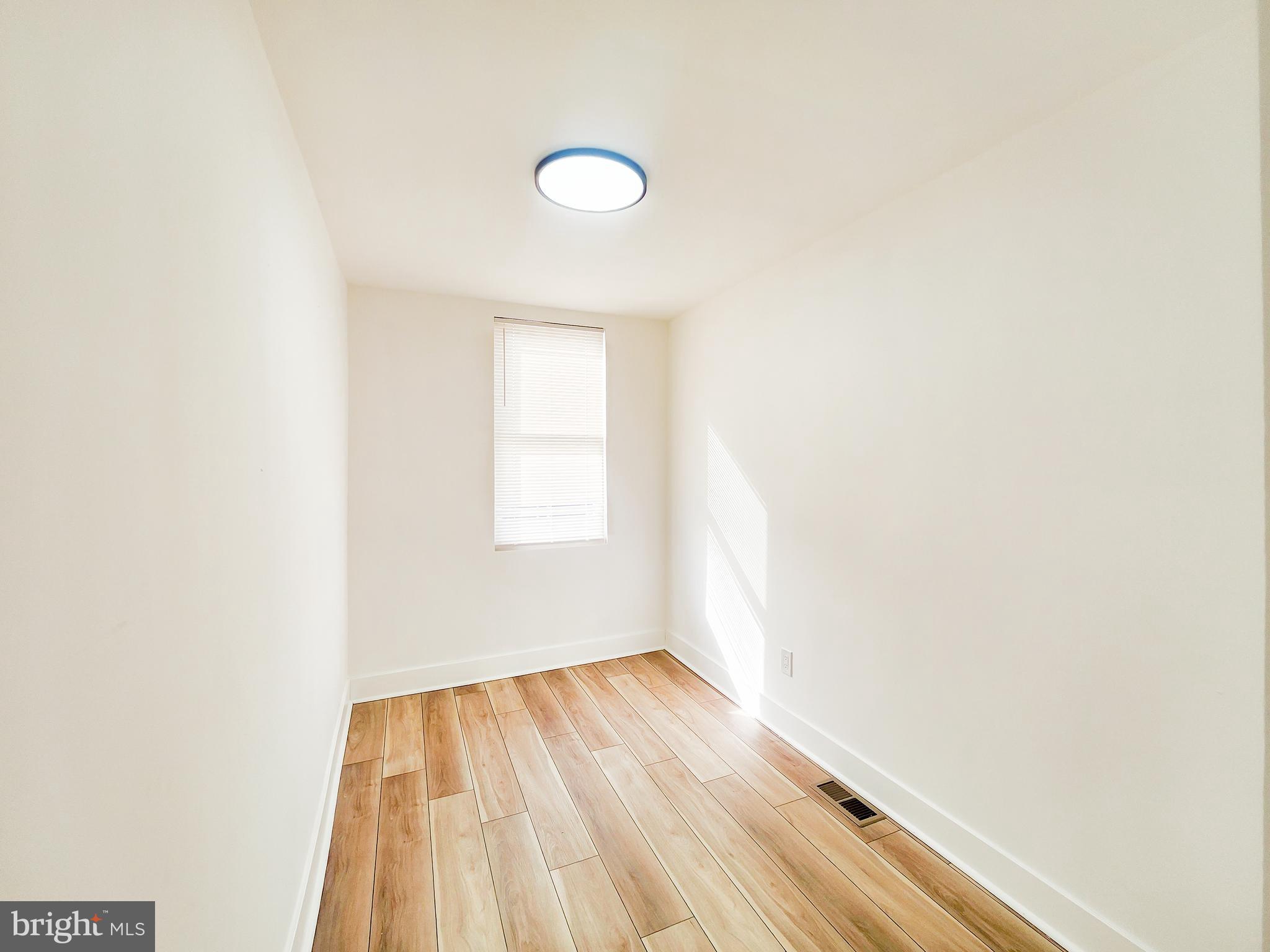 HOLMESBURG - Residential