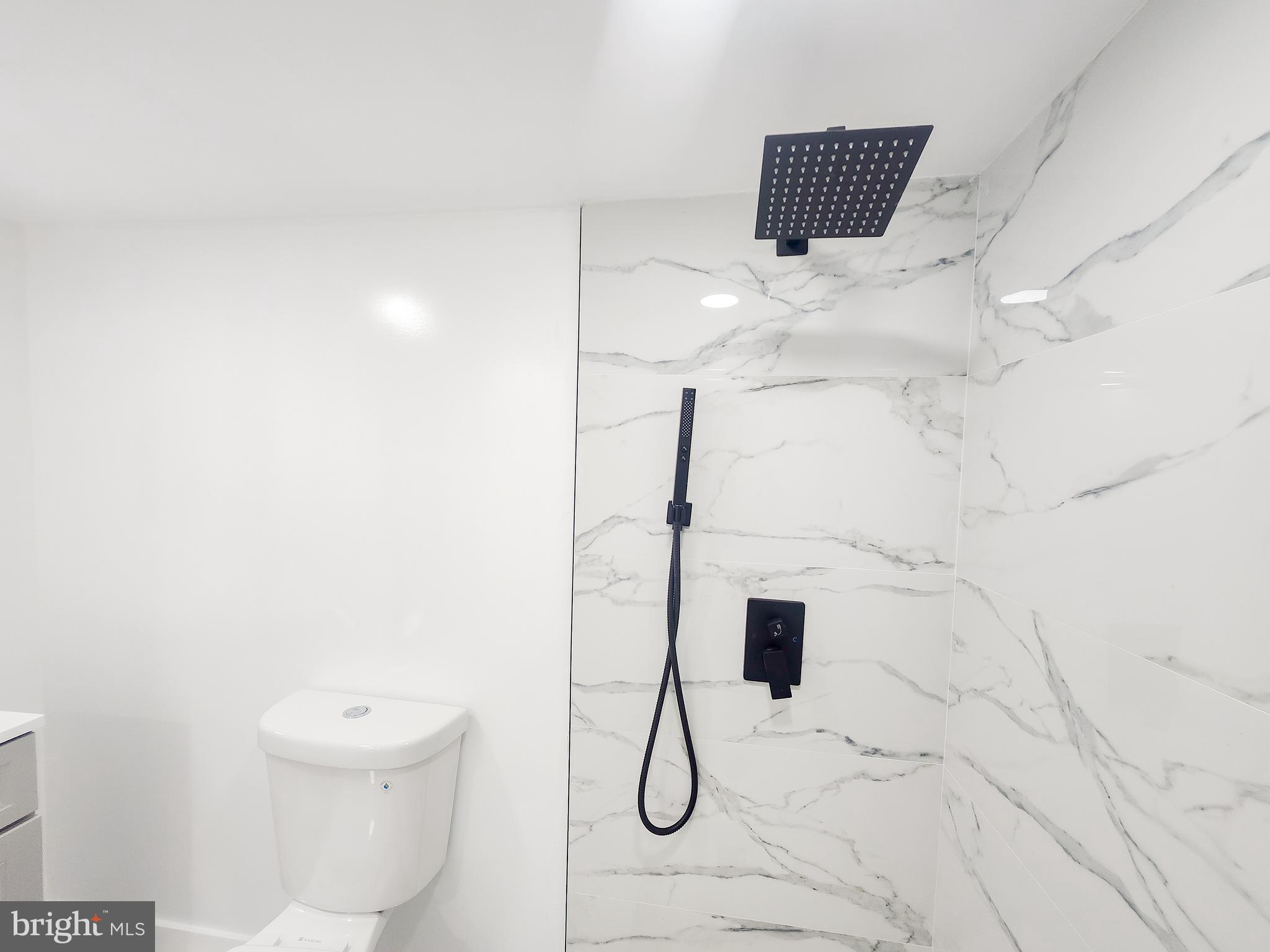 HOLMESBURG - Residential