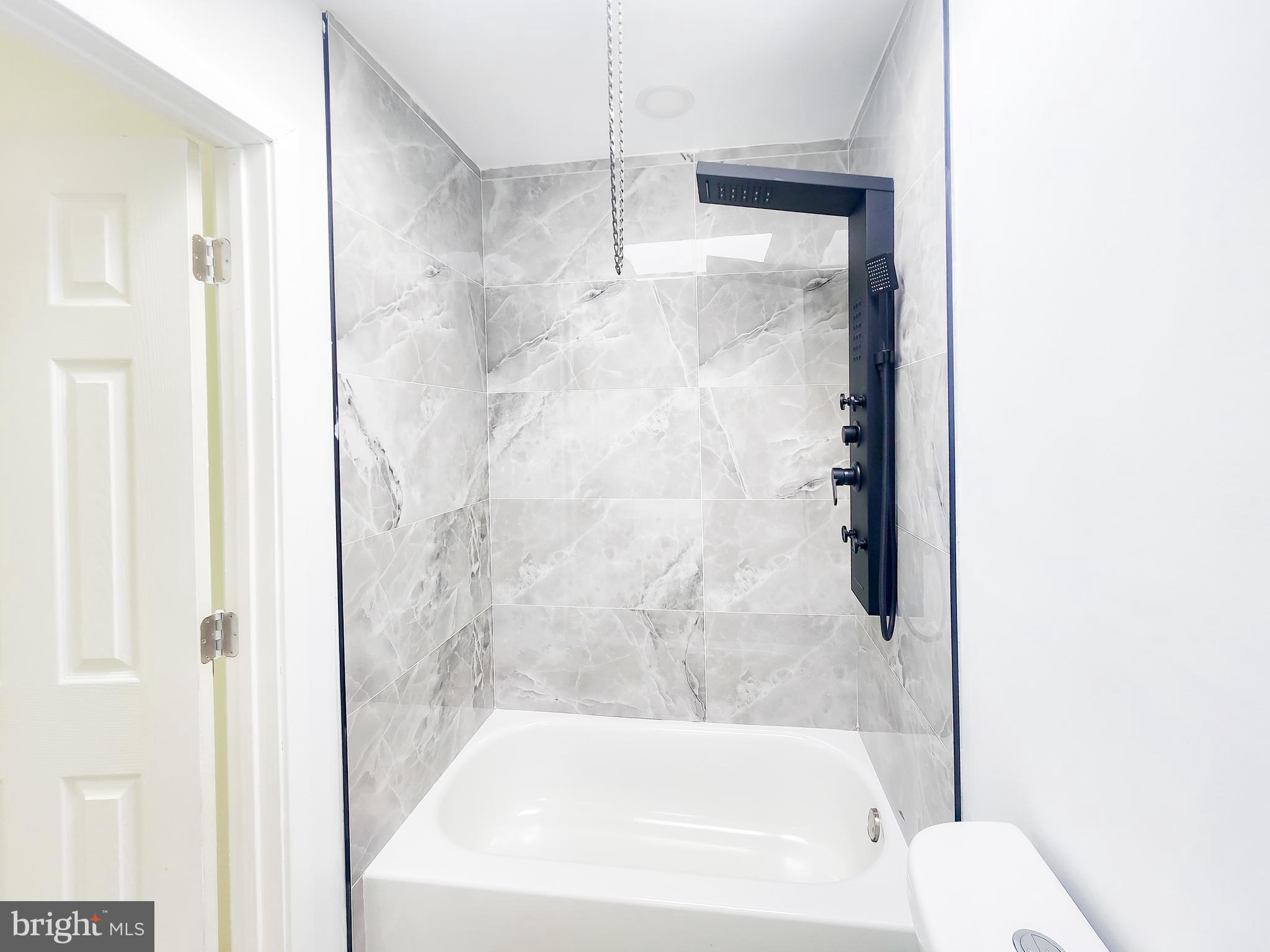 HOLMESBURG - Residential