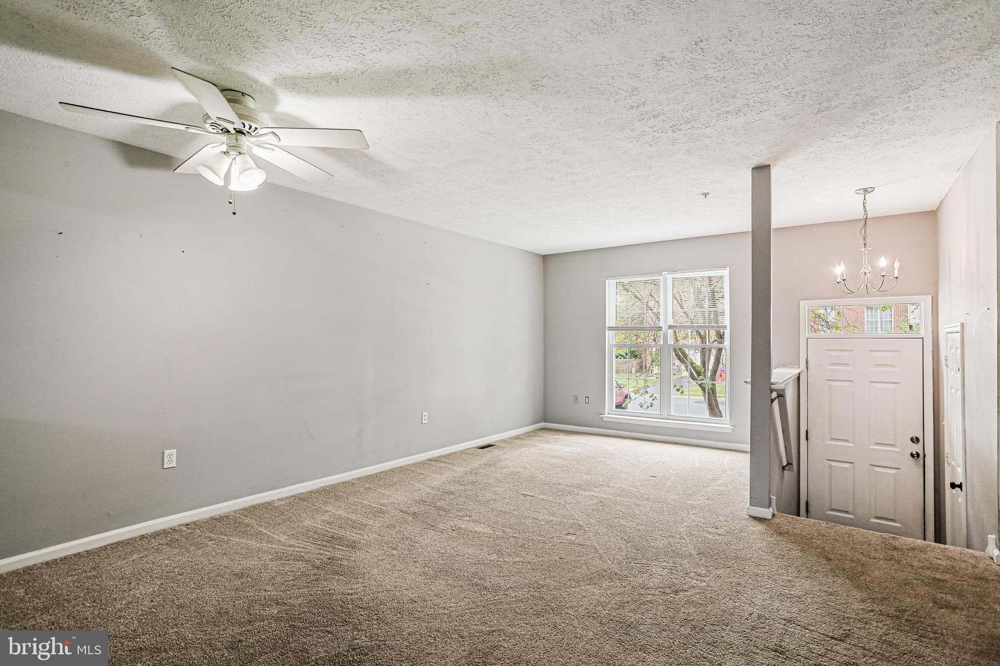 8 BUTTONBUSH COURT