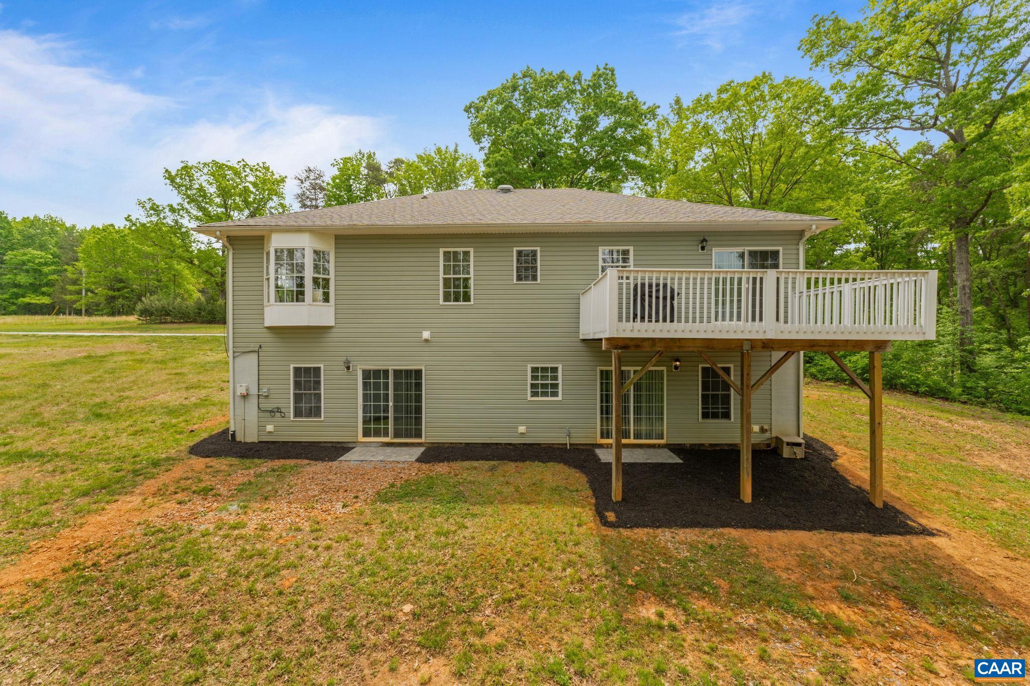 HUNTERS LAKE - Residential