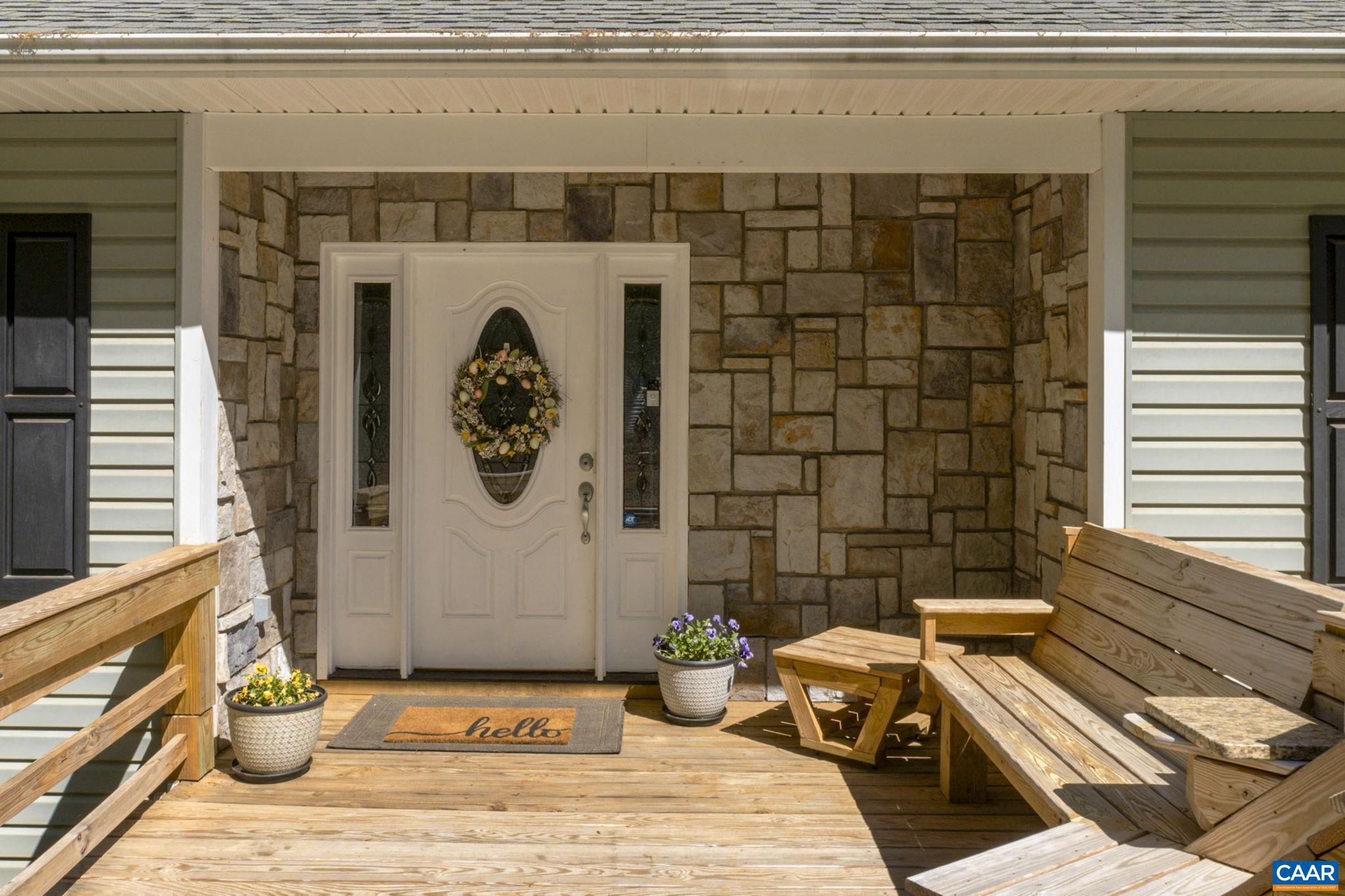 HUNTERS LAKE - Residential