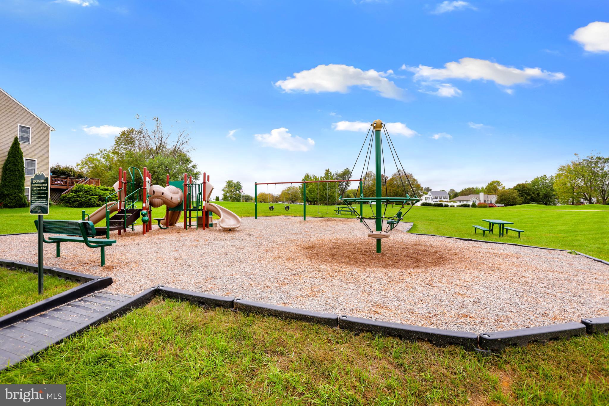 LOCUST HILL - Residential