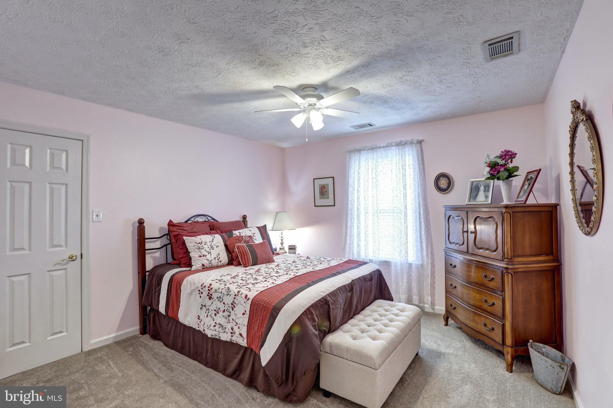 LOCUST HILL - Residential