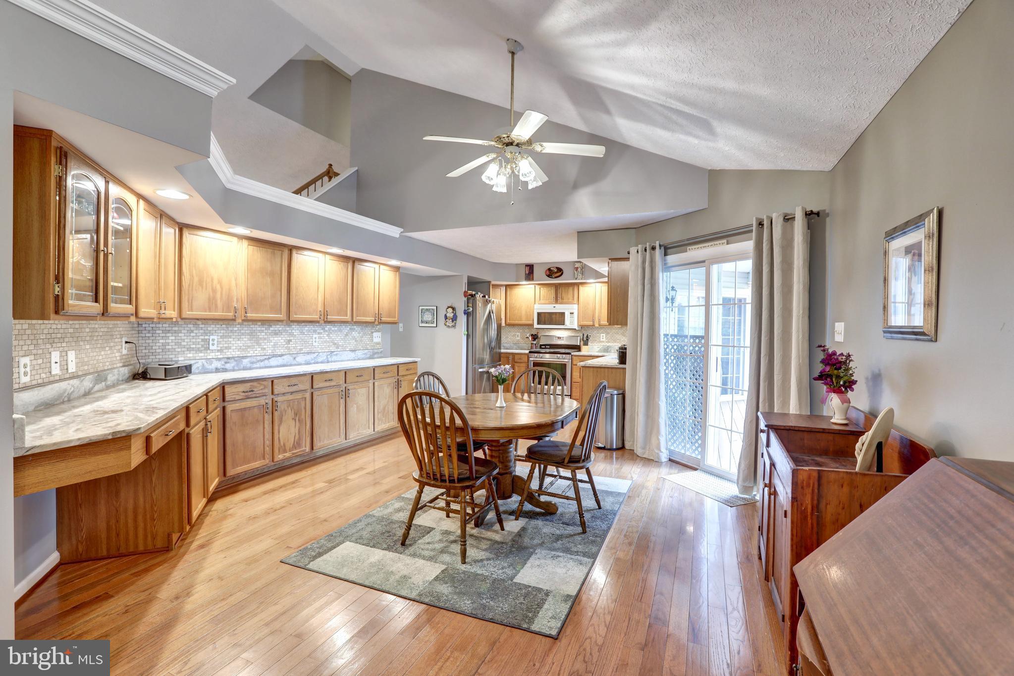 LOCUST HILL - Residential