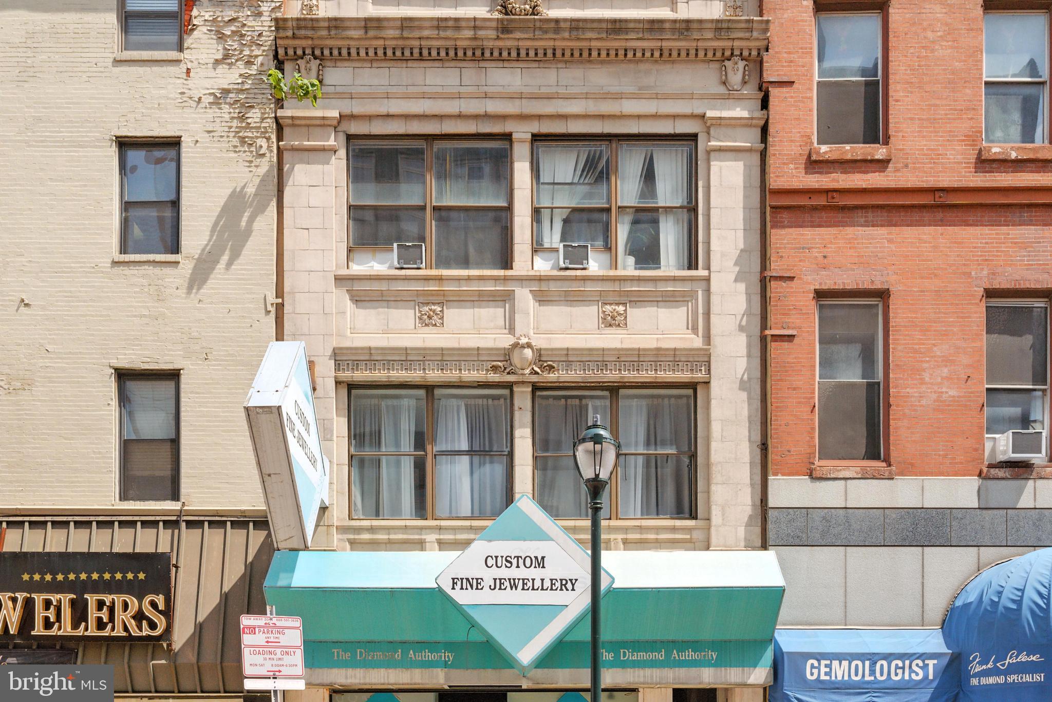 WASHINGTON SQ - Commercial Sale