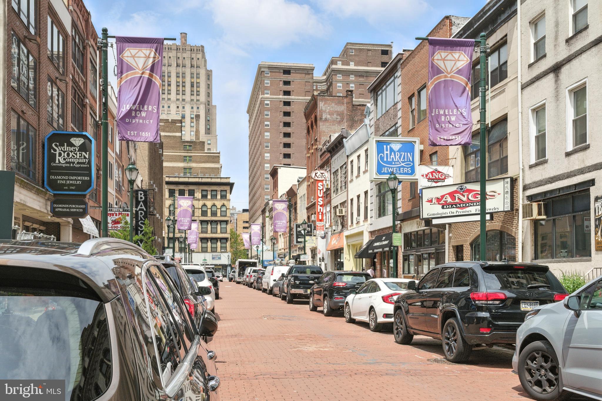 WASHINGTON SQ - Commercial Sale